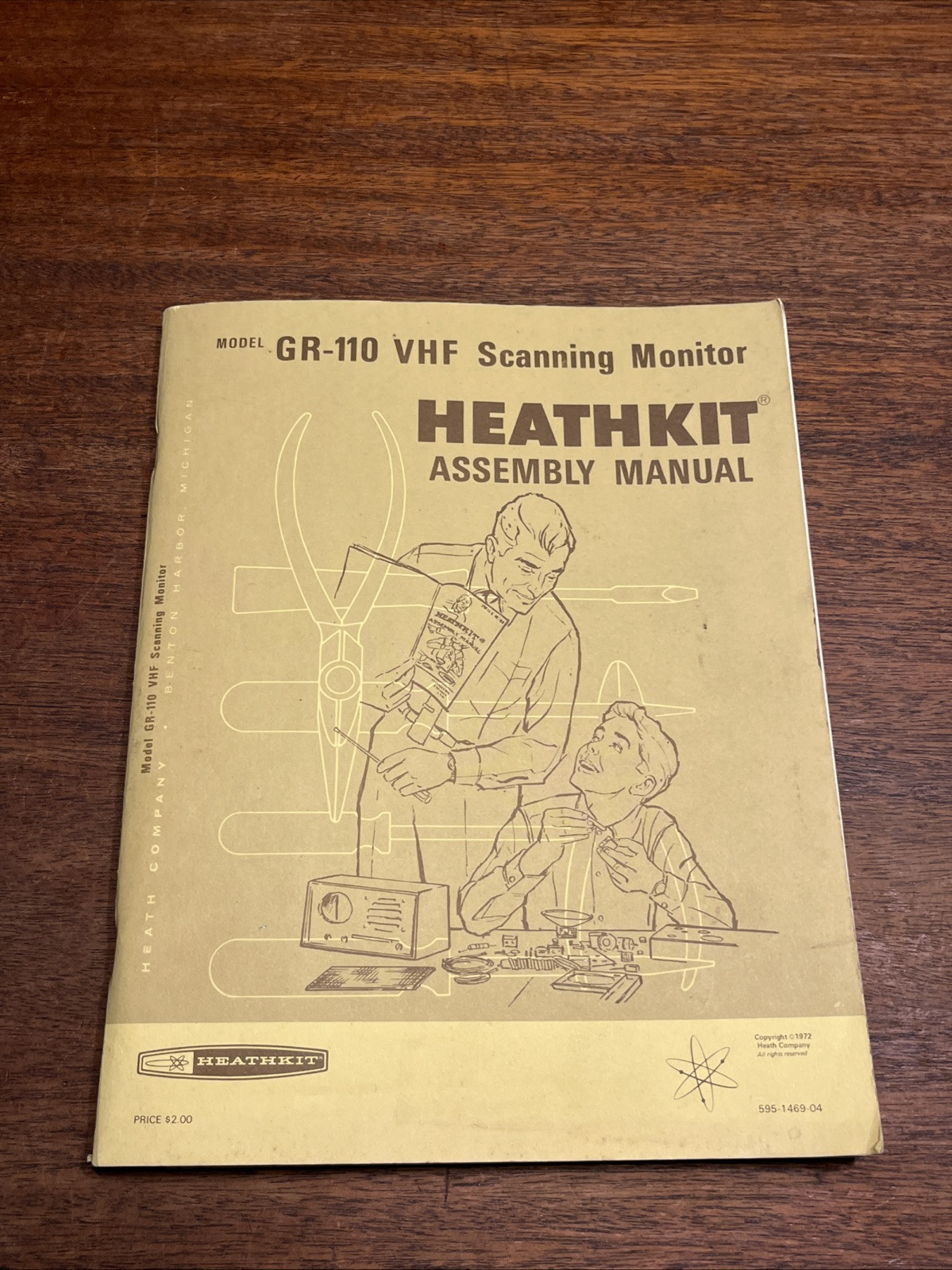 Original Heathkit GR-110 VHF scanning monitor original assembly manual