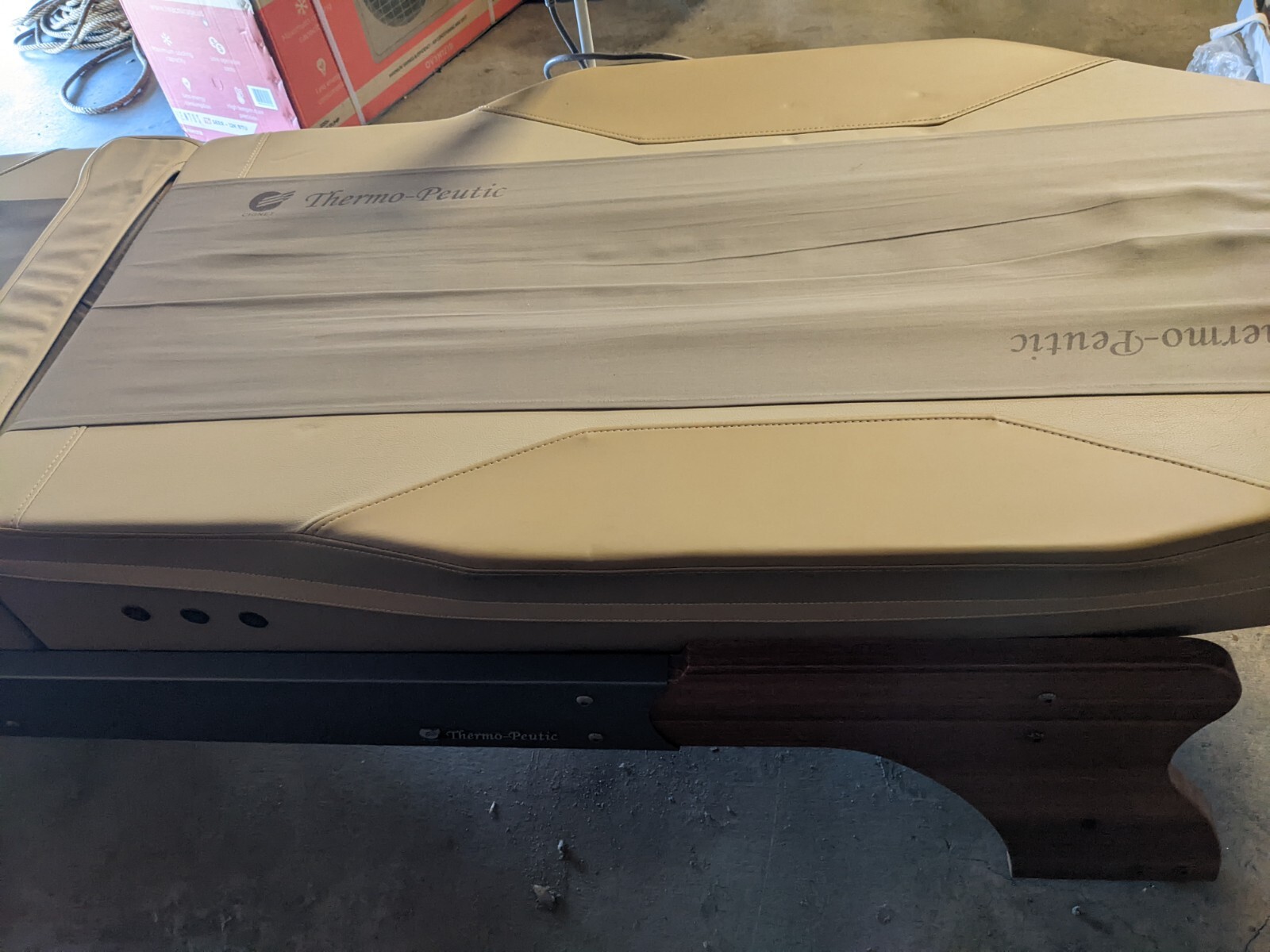 Therapeutic thermal massage bed Thermopeutic Model 2D-M