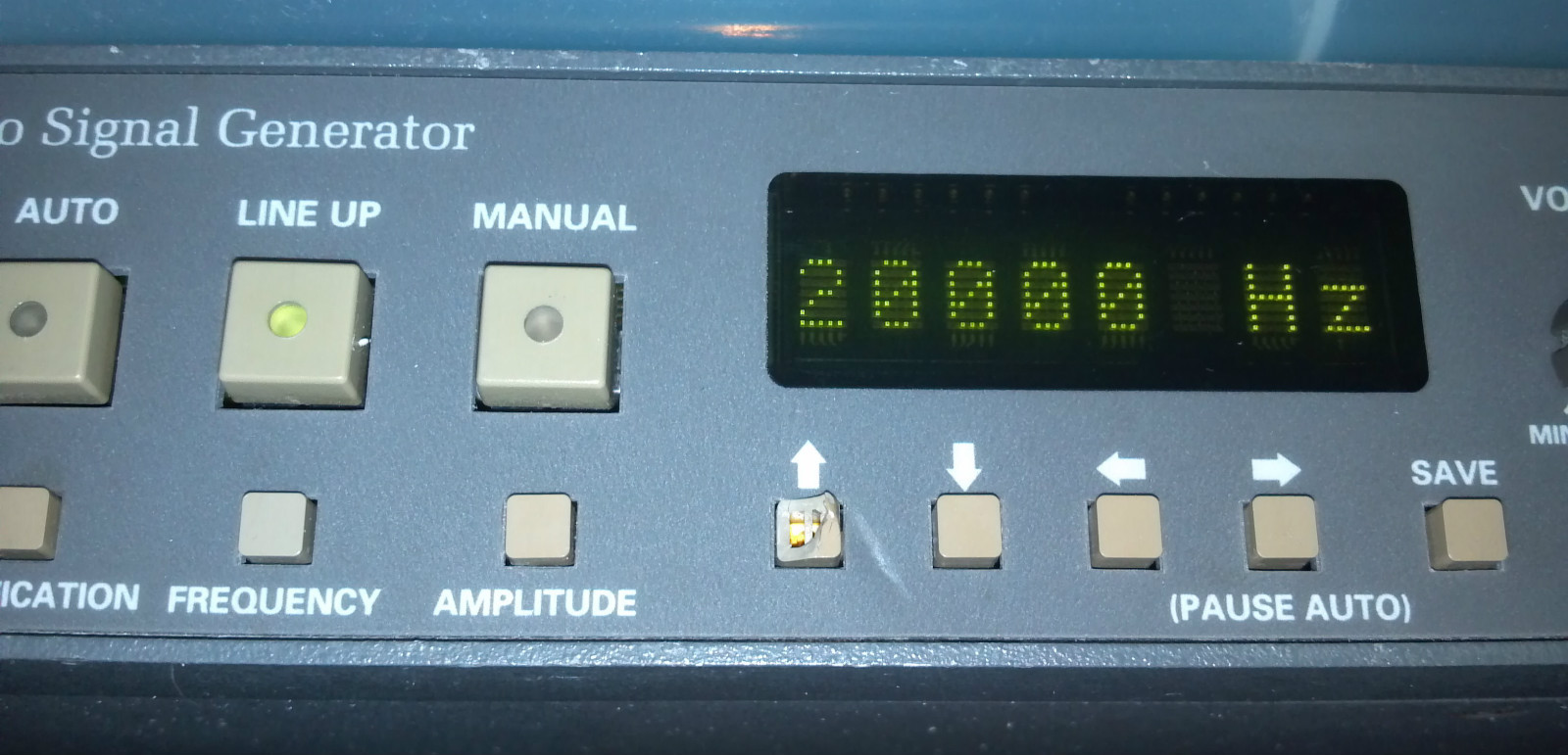 TEKTRONIX ASG 140 AUDIO SIGNAL GENERATOR