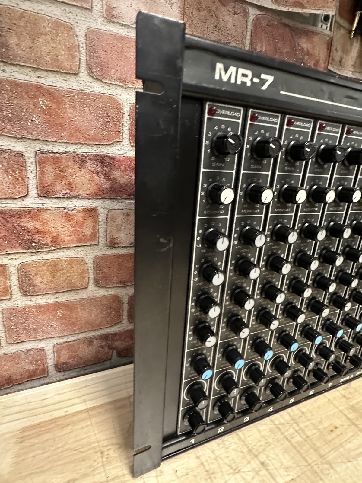 peavey mixer mr7 (read)