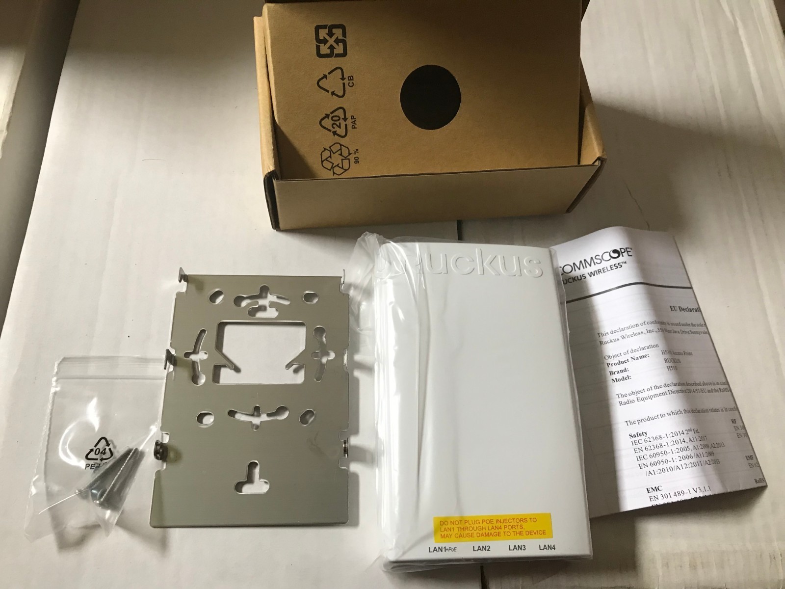 Ruckus Wireless ZoneFlex H510 Wi-Fi Access Point (901-H510-US00)