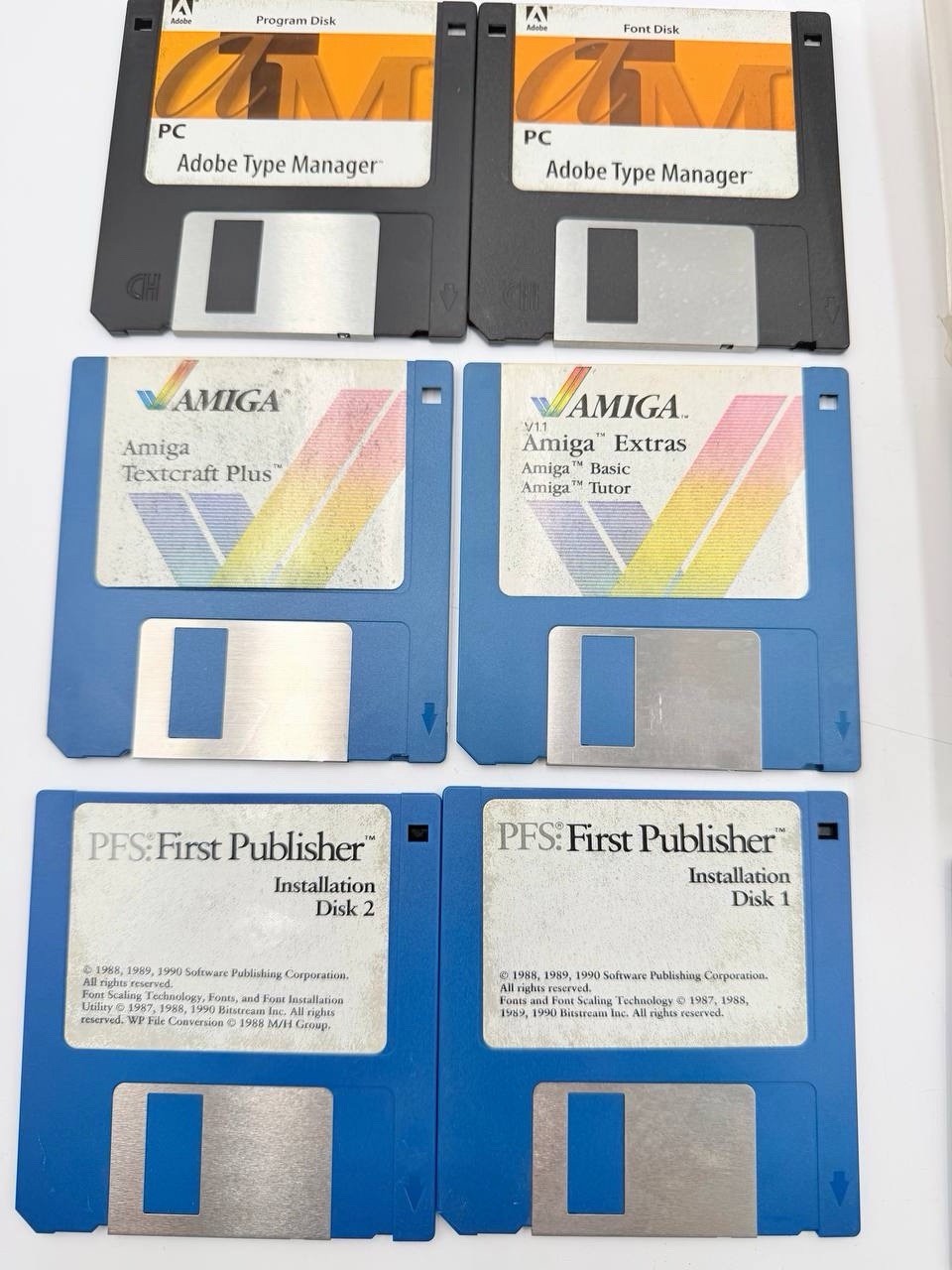 Vintage 3.5 Floppy Disk Lot Adobe Aldus PageMaker Amiga MS-DOS PFS 15 Disks