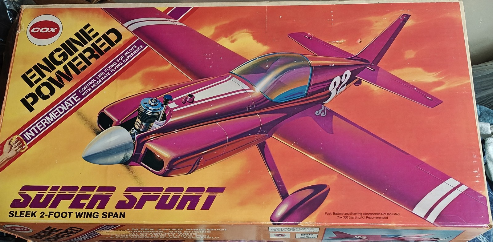 Cox Plane Airplane SUPER SPORT TRAINER GAS #32 with BOX and Paperwork And Engine