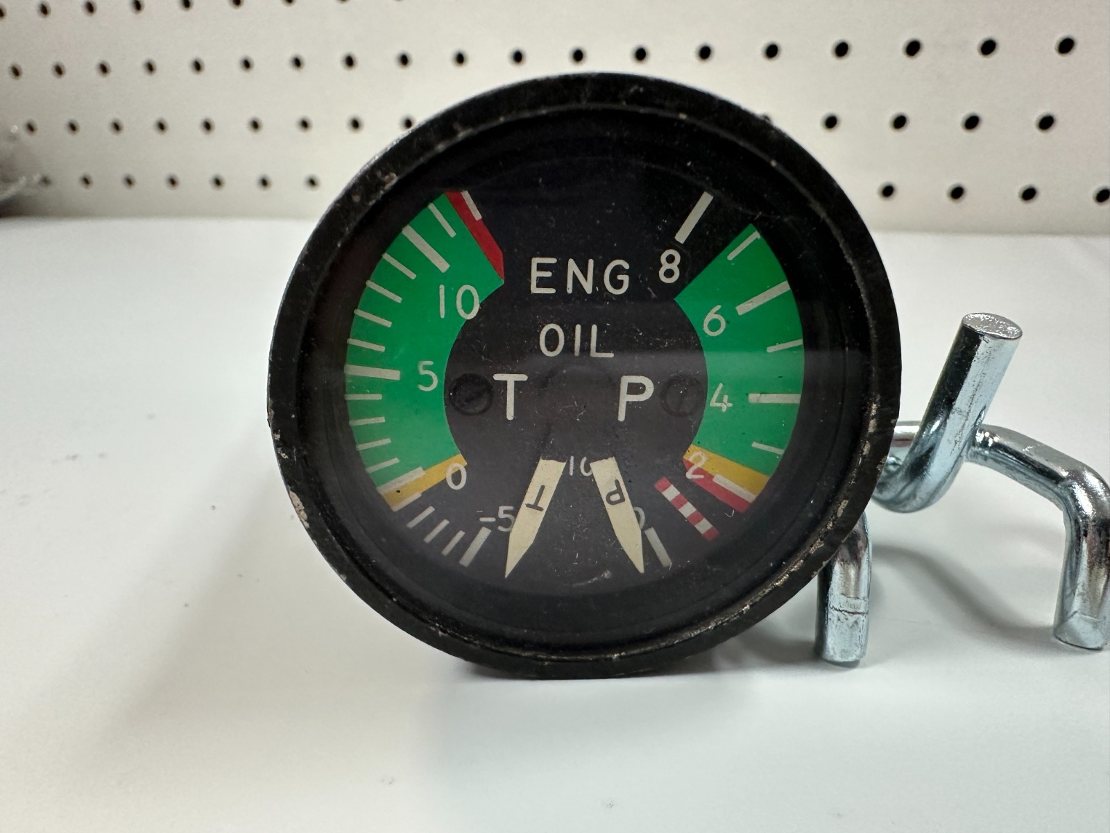 Gull Airborne Instruments 76450-01078-126 Engine Oil Temp & Press Indicator