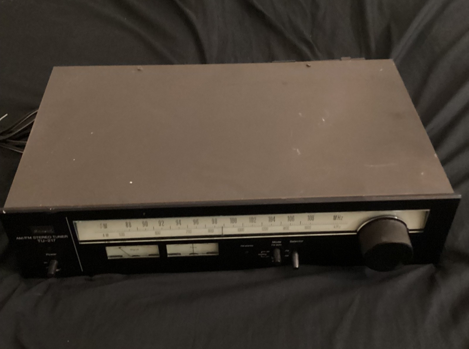 Vintage Sansui TU-217 AM/FM Stereo Tuner, Fully working Selling cuz I upgraded