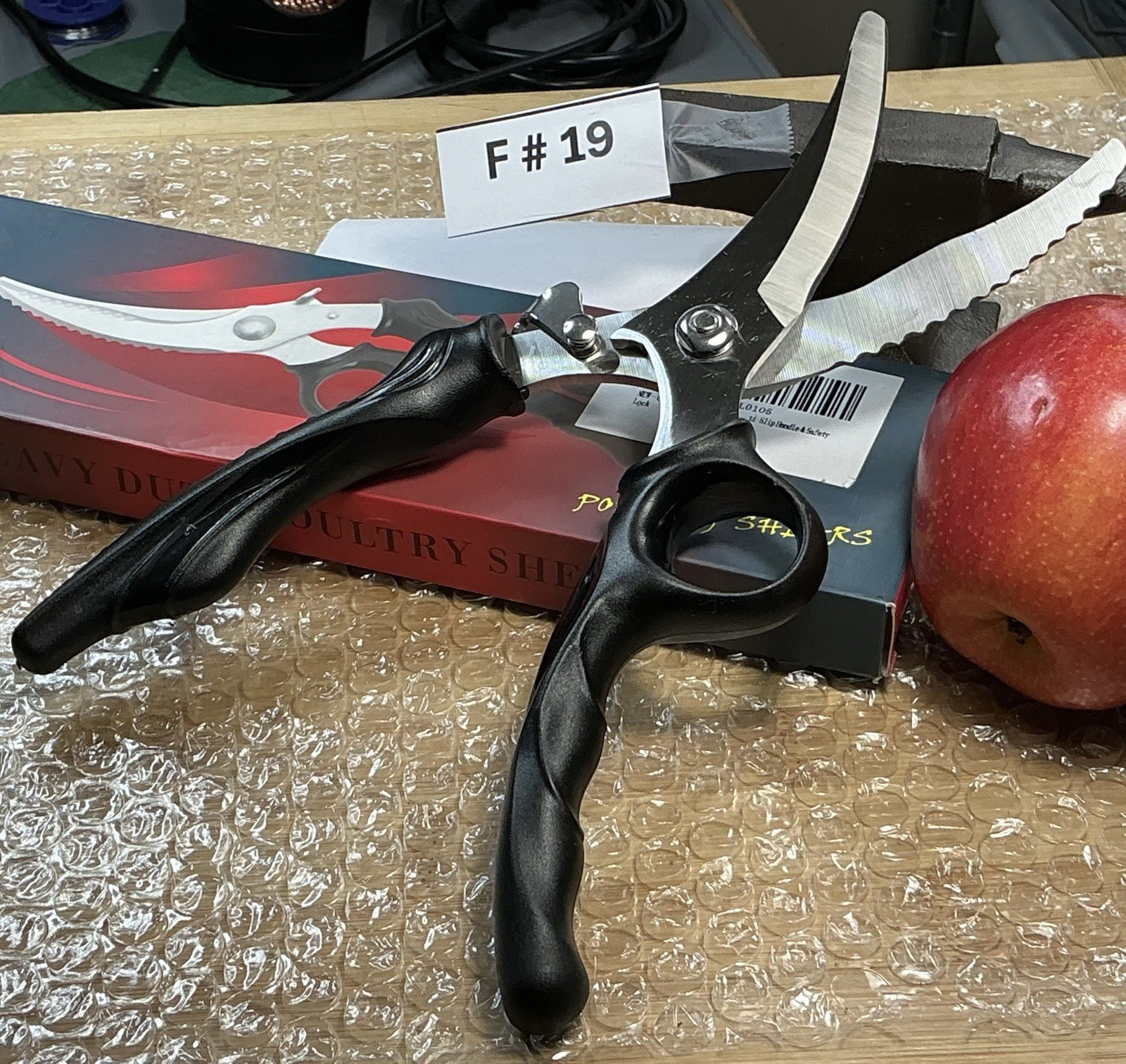 Heavy Duty Poultry Shears Stainless Steel 5in Serrated Blade Black Locking