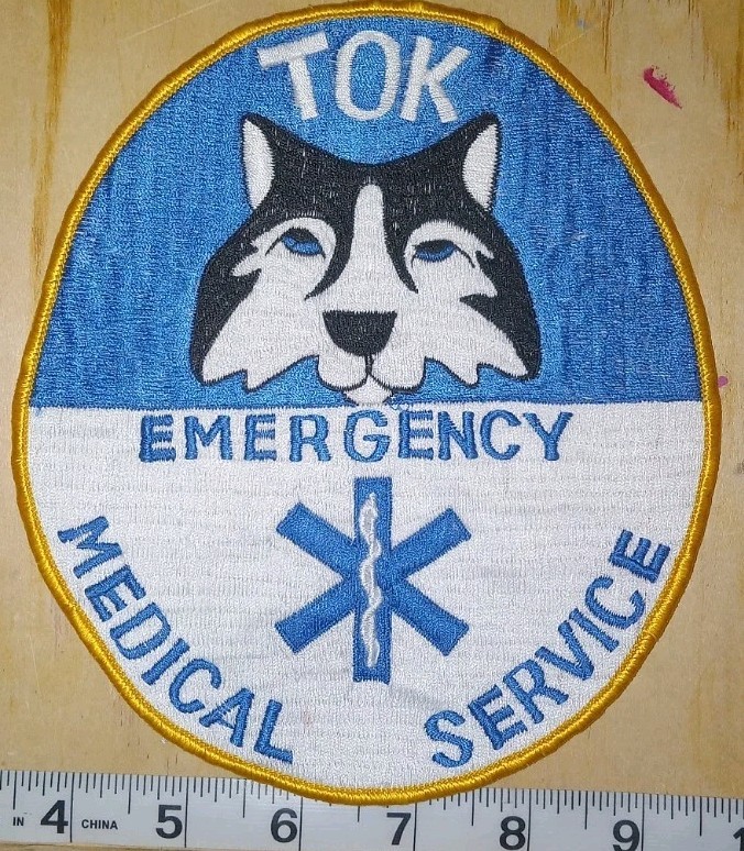 Patch ~ ALASKA AK TOK TRIBAL EMERGENCY MEDICAL SERVICE EMS WOLF VERY OLD RARE