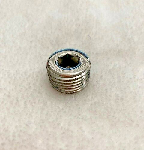 1/2"   Pipe Plug , npt,  Male Thread,  stainless steel,   SHOW POLISH  1 pc