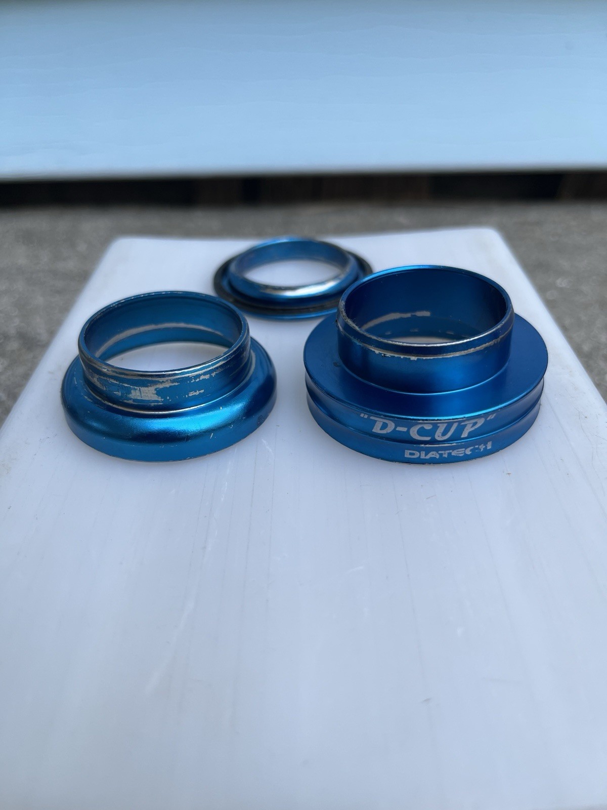 Diatech D-1 FS D-Cup BMX bicycle headset 1 1/8" THREADLESS - BRIGHT DIP BLUE