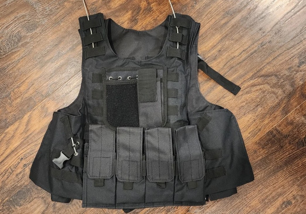 Airsoft Tactical Pack With Helmet, Vest And Wall Mounted Racks