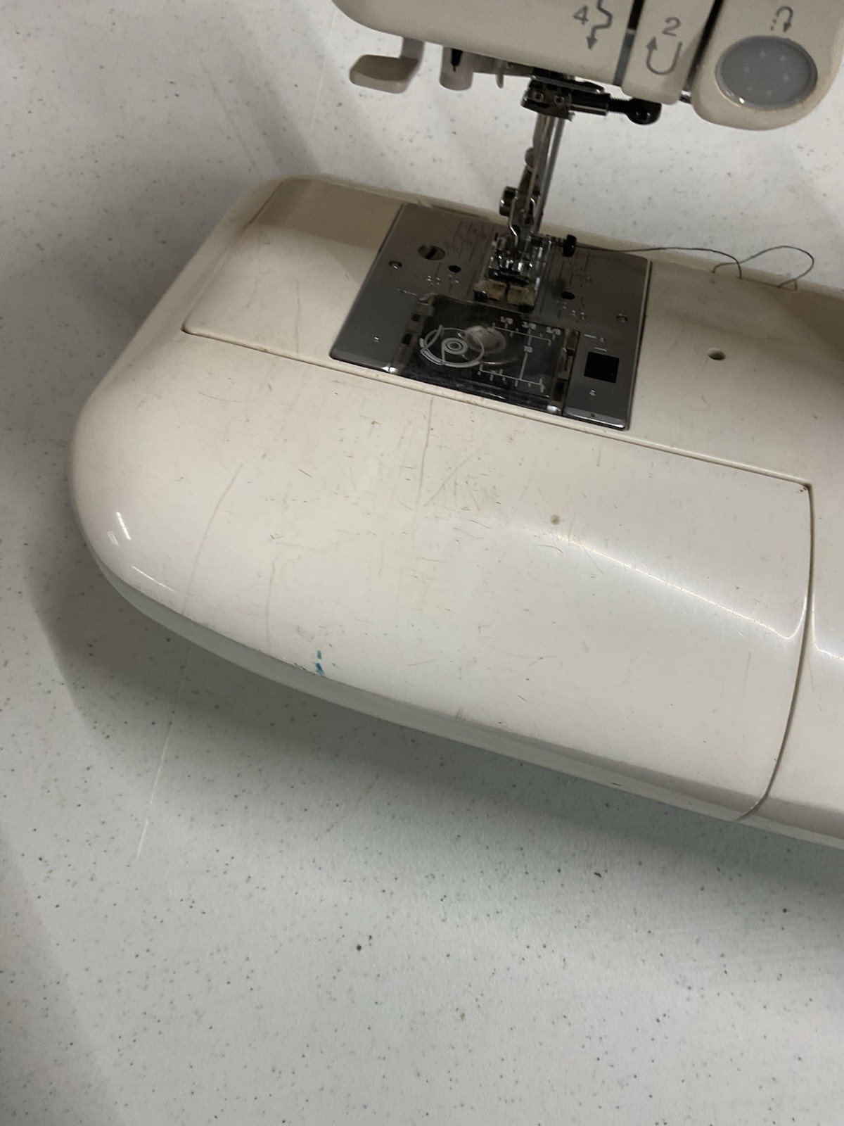 Janome 3022 computerized sewing machine No Pedal