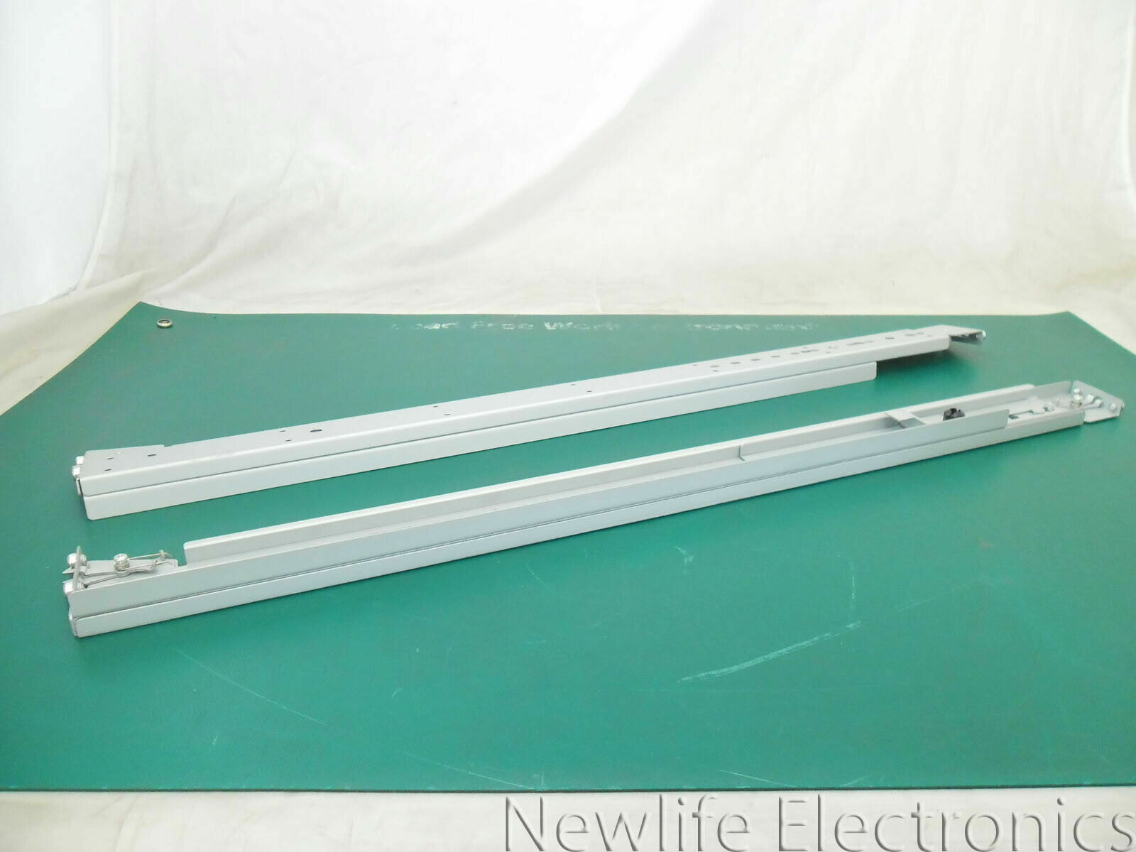 HP 519318-001 Snap-on Rail Kit for D2600/D2700 605349-002 (R)/605349-001 (L)