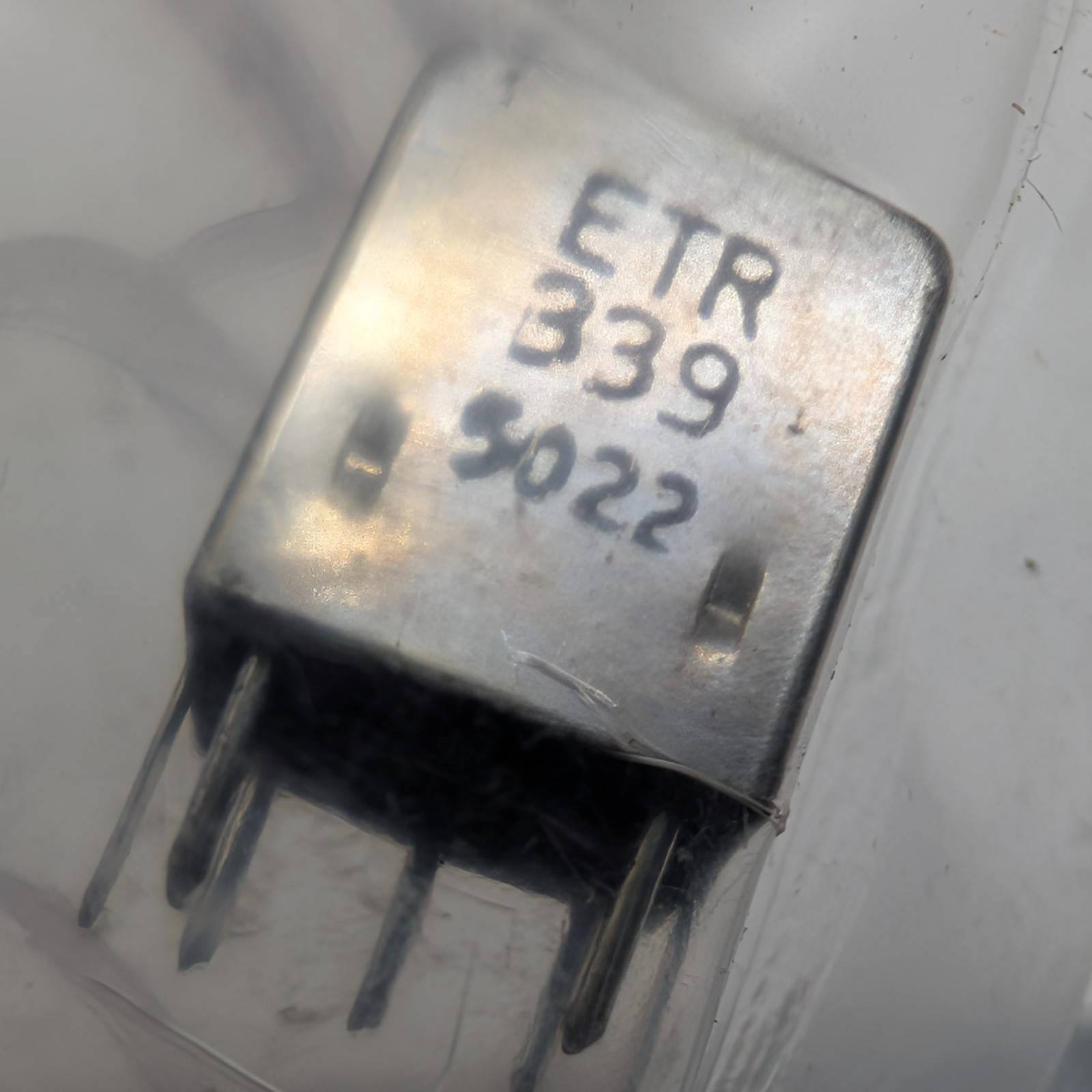 TOKO RCL ETR 339 Variable Inductor RF Coil 5022 Shielded Can Vintage Radio Part