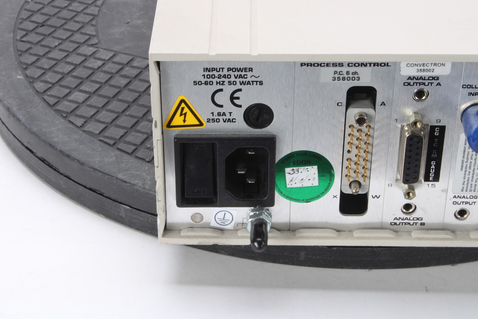 Granville-Phillips 358 Micro-Ion Controller 358502-A1B-T1 - Missing Trim - Fair