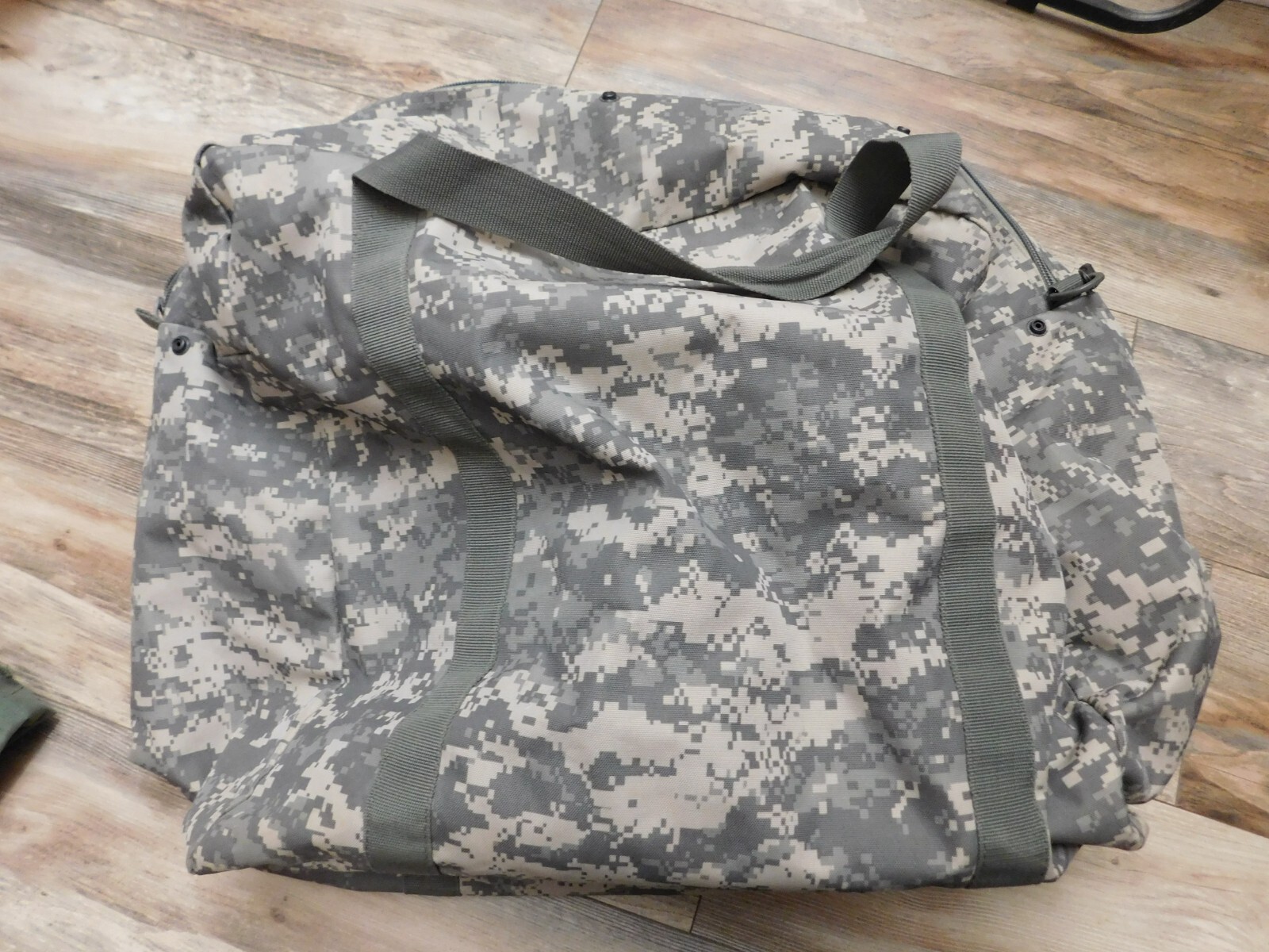 FLYING CIRCLE ACU FLYER'S KIT BAG