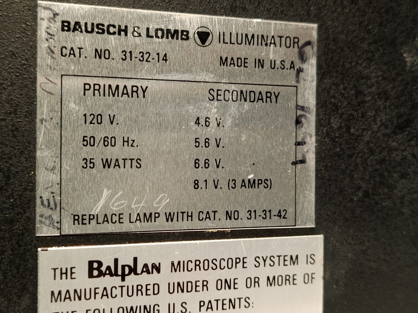 Bausch & Lomb Balplan binocular microscope w/ illuminator 31-32-14 as shown
