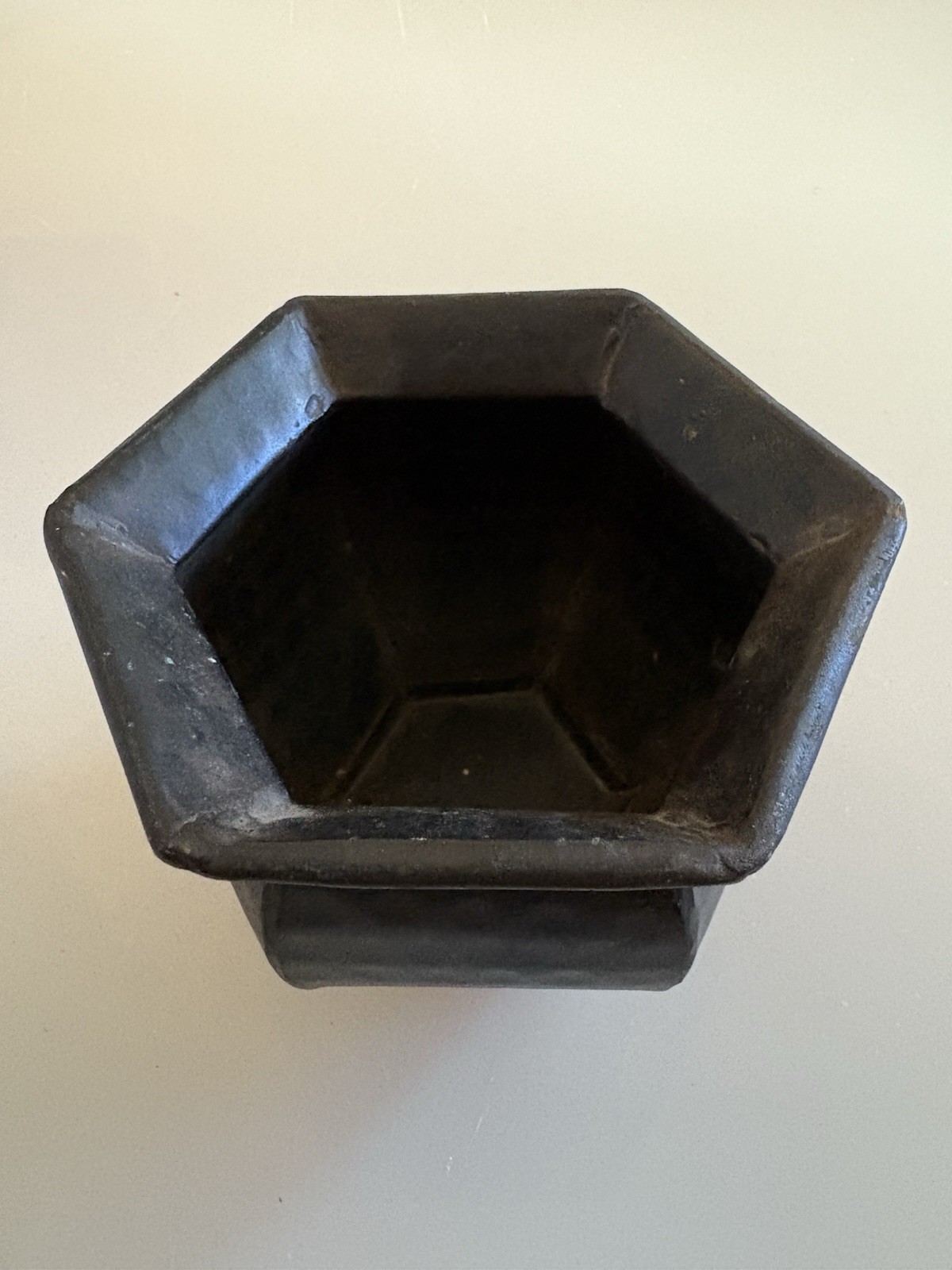 Antique Metal Planter 5x4x6”