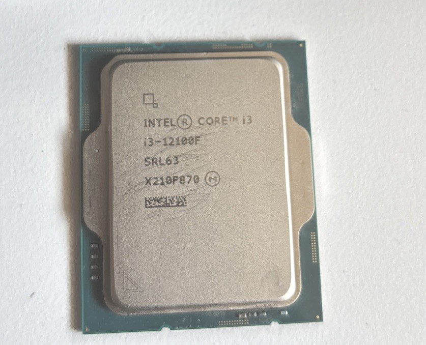 Intel I3-12100F and I also do not have the box