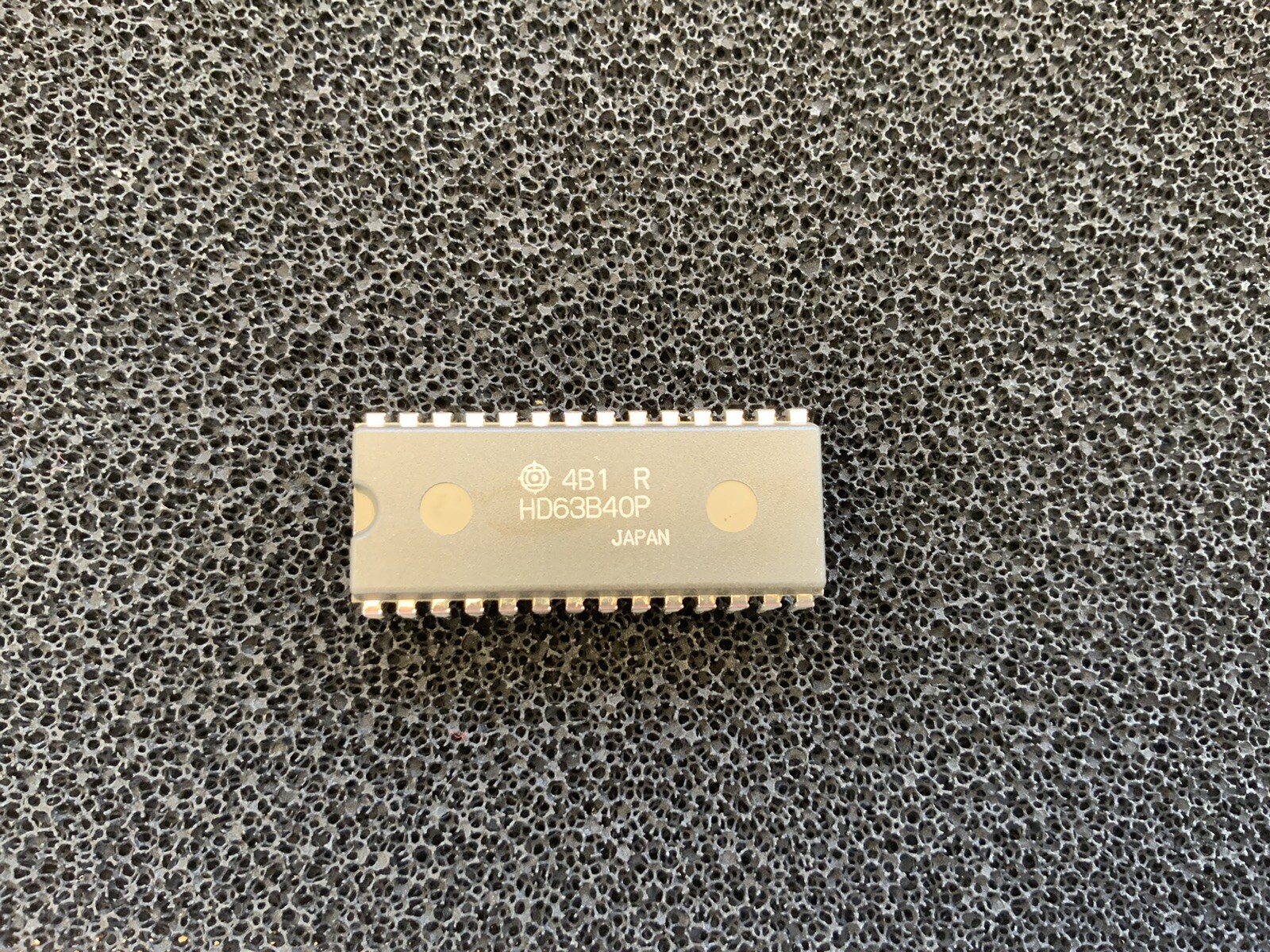 HD63B40P PTM Programmable Timer Module 28 DIP
