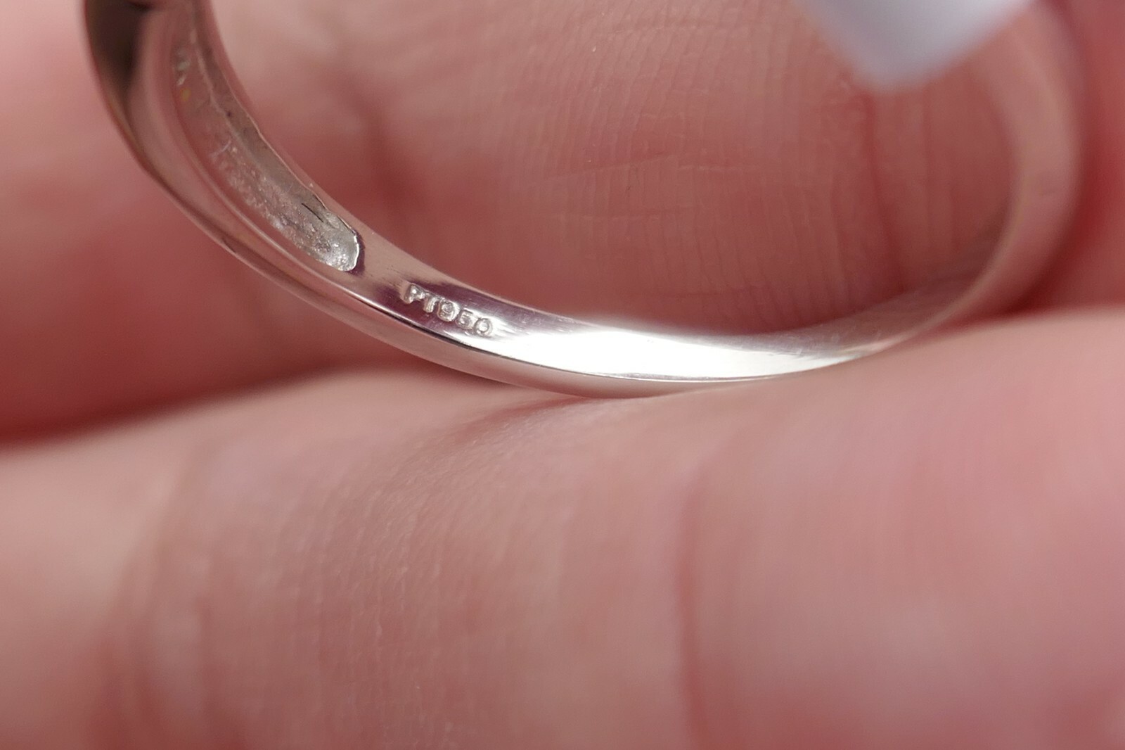 Gorgeous Platinum & Diamond Setting - Size 6.75 / 4.6 Grams