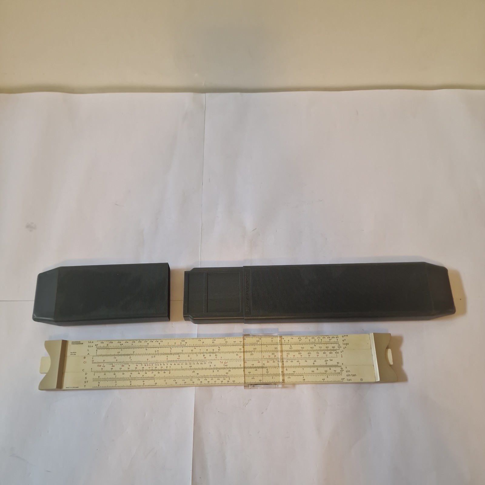 British THORNTON Scientific Slide Rule No P271 Original Case 1970’s