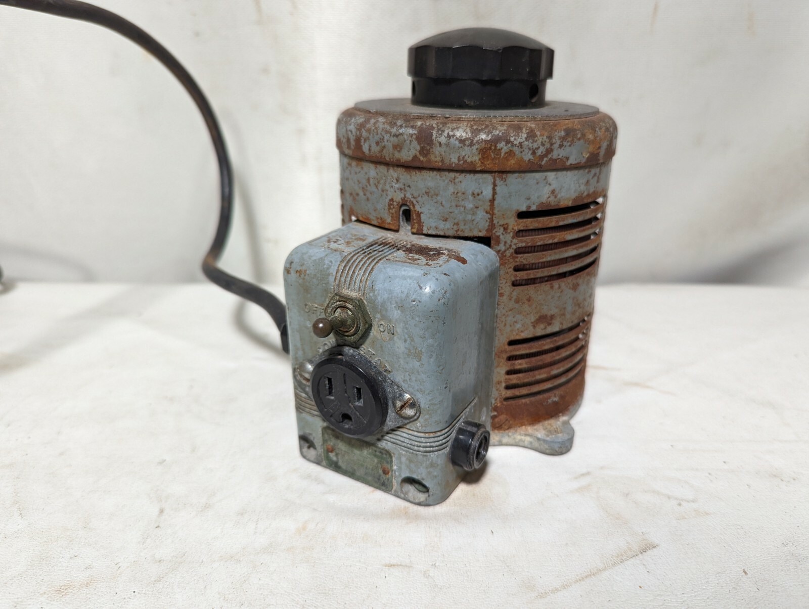 Superior Electric Powerstat Variable Autotransformer