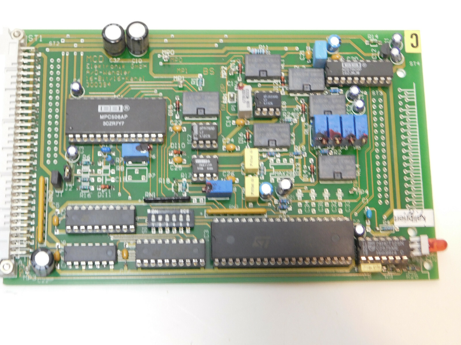 MCD Elektronik 300394 A/D Converter 16-Bit 16-Channel PCB Board / Card