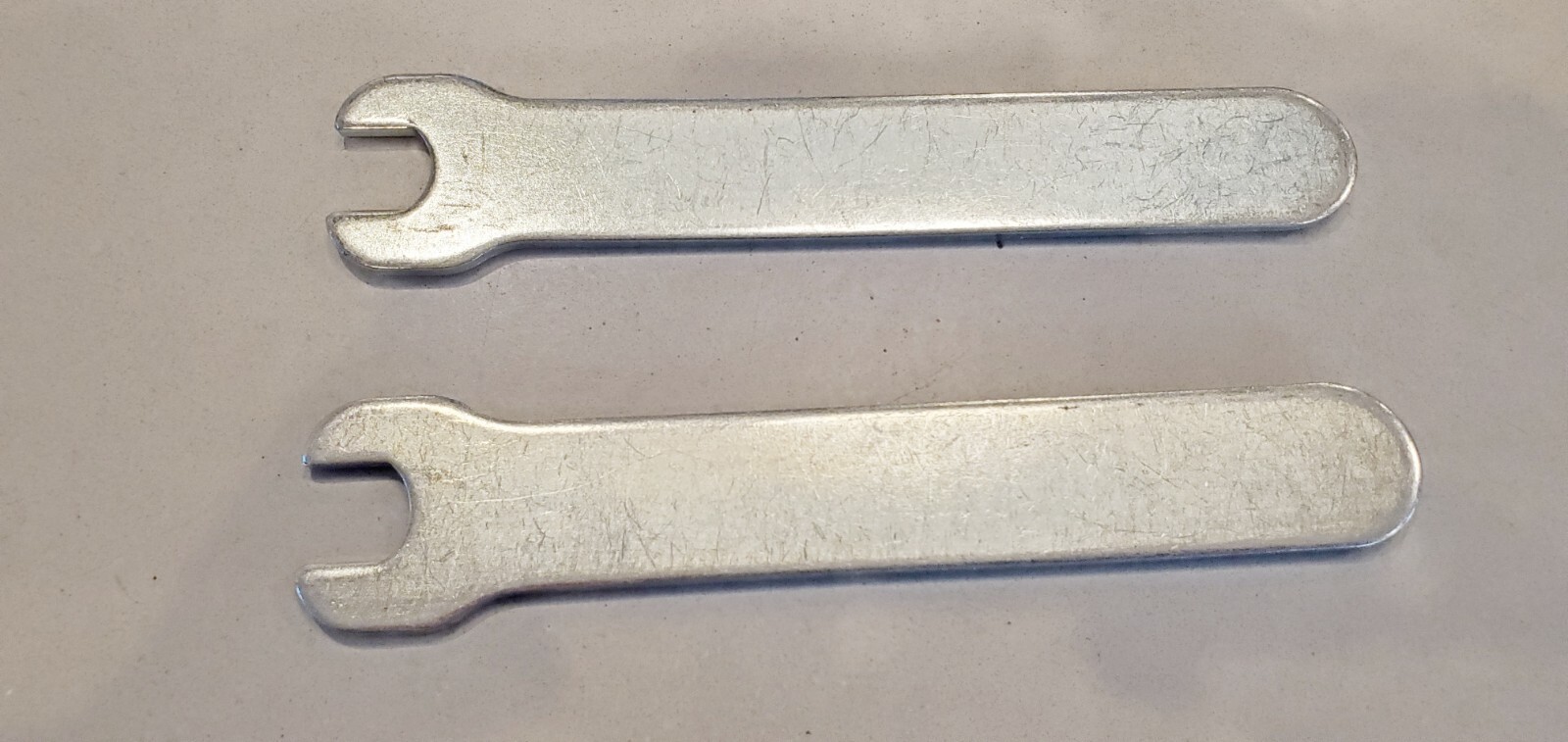 Porter Cable 692900 OEM Sander/Polisher Pad Wrenches. Fits 7335, 7336+  One Pair