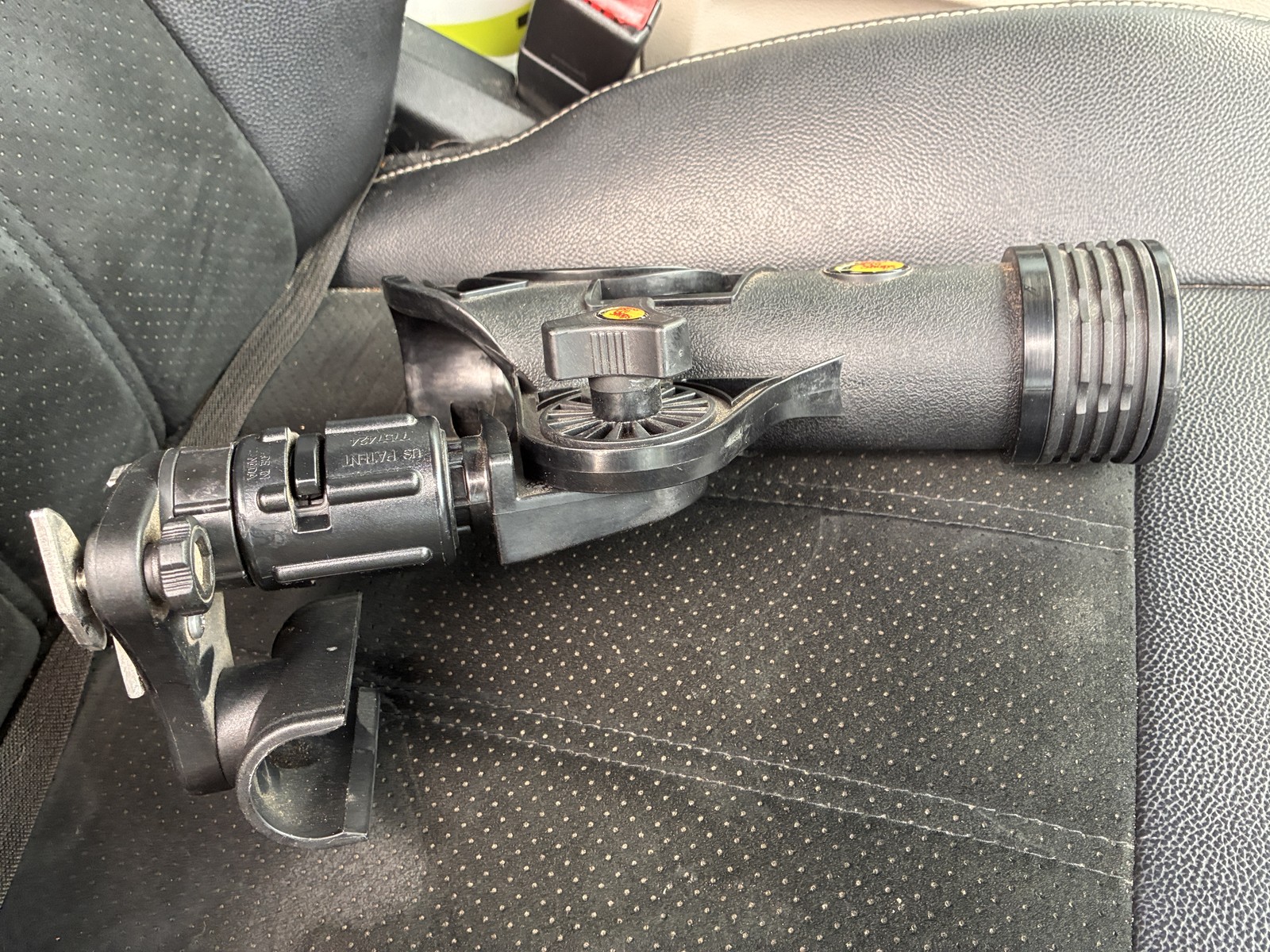 Bass Pro Shops Rod Mount