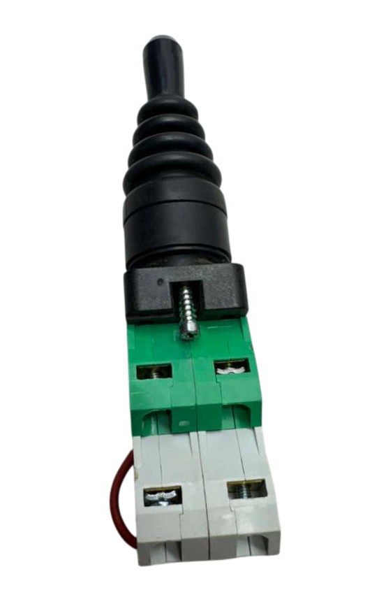 Automation Direct ECX3520 Momentary Toggle Switch 4-Position w/ECX1040 & ECX1041