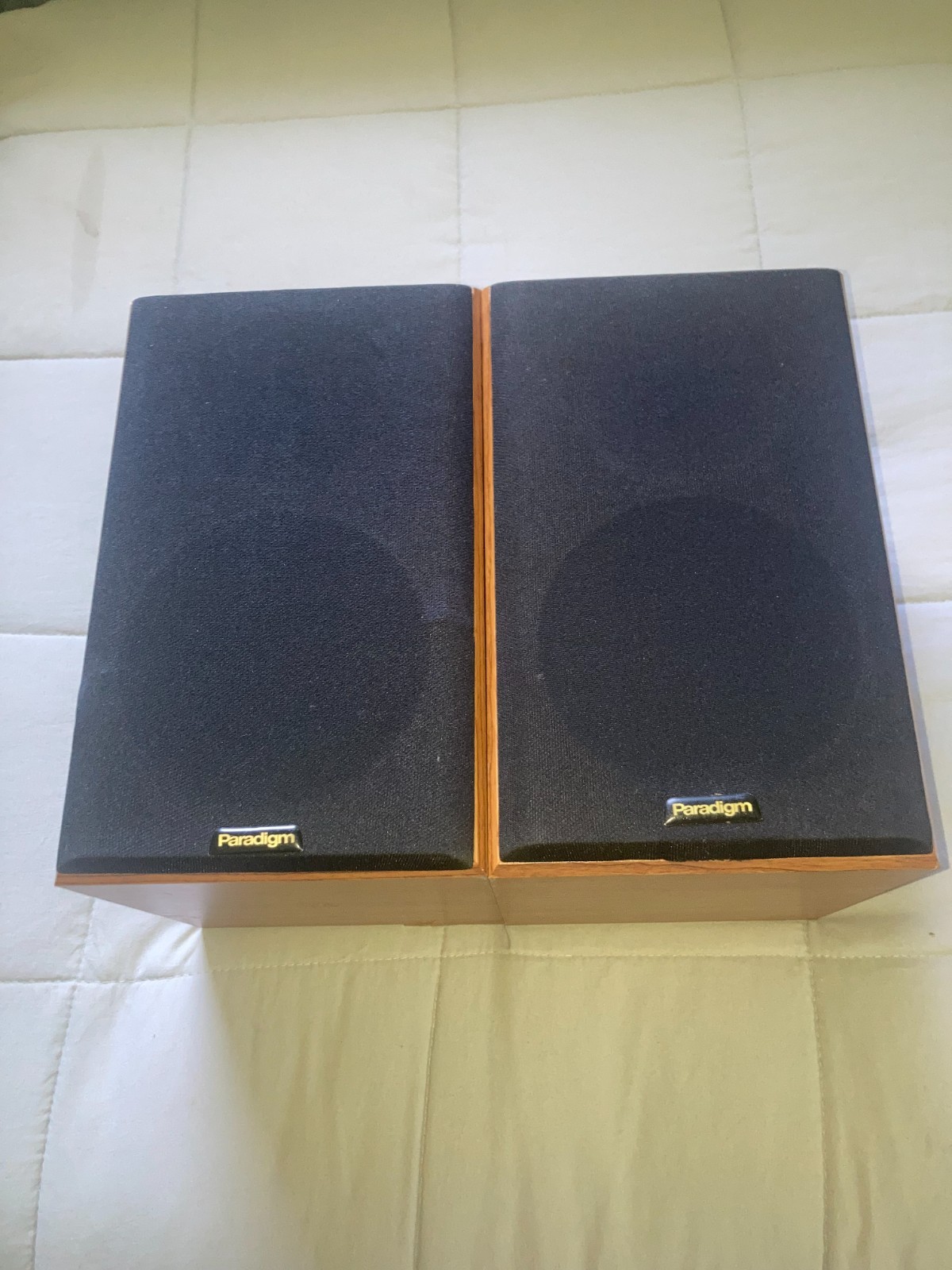 Paradigm Atom Bookshelf Speakers  8 ohm  80 watts  (Pair)   First Version   NICE