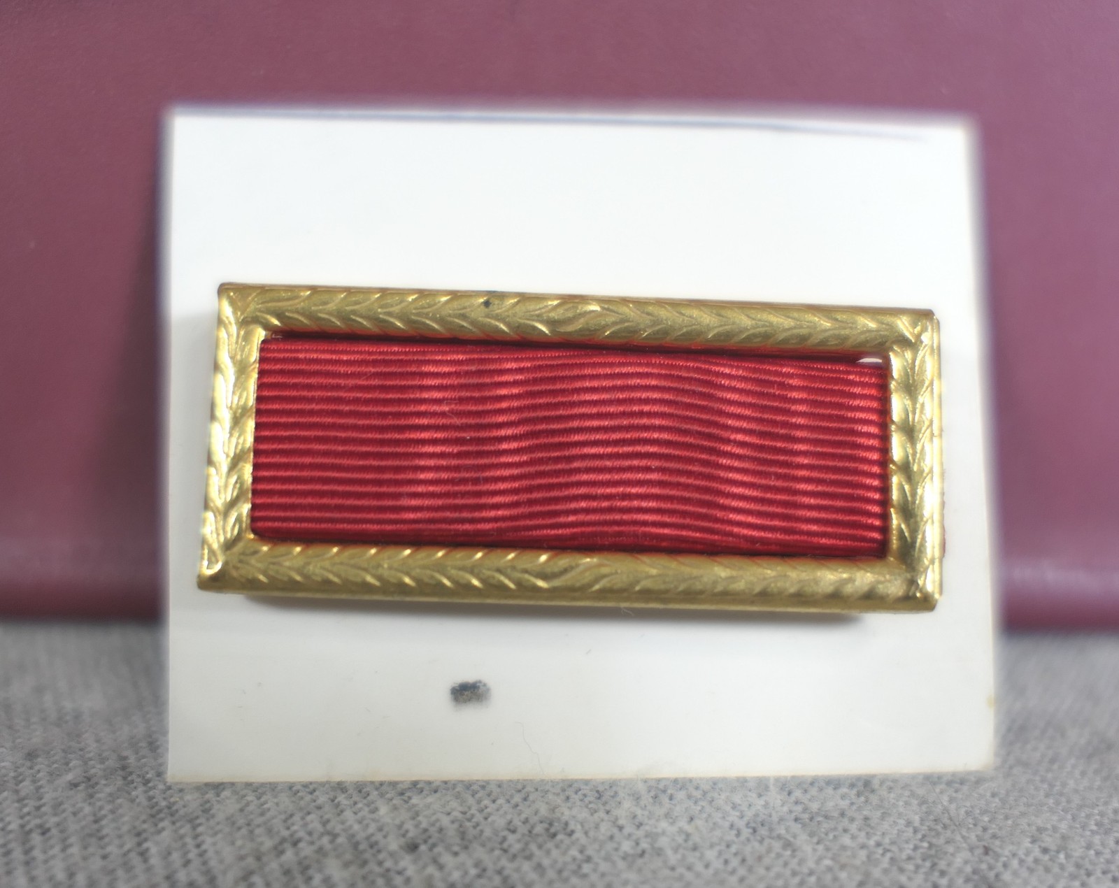 Vtg Framed Military Army Meritorious Unit Commendation Award Medal Ribbon Pin