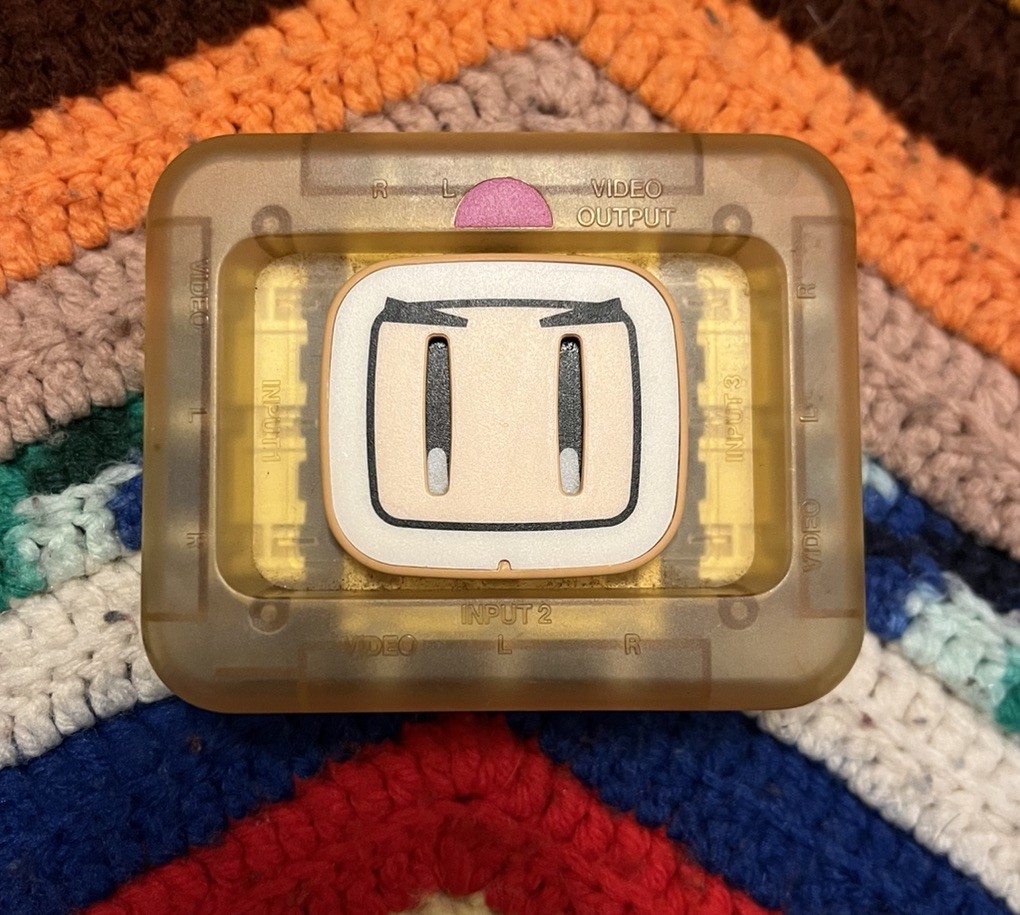 1997 Hudson Soft Yellow Bomberman AV Video Selector Switch Black HC-738 Japan