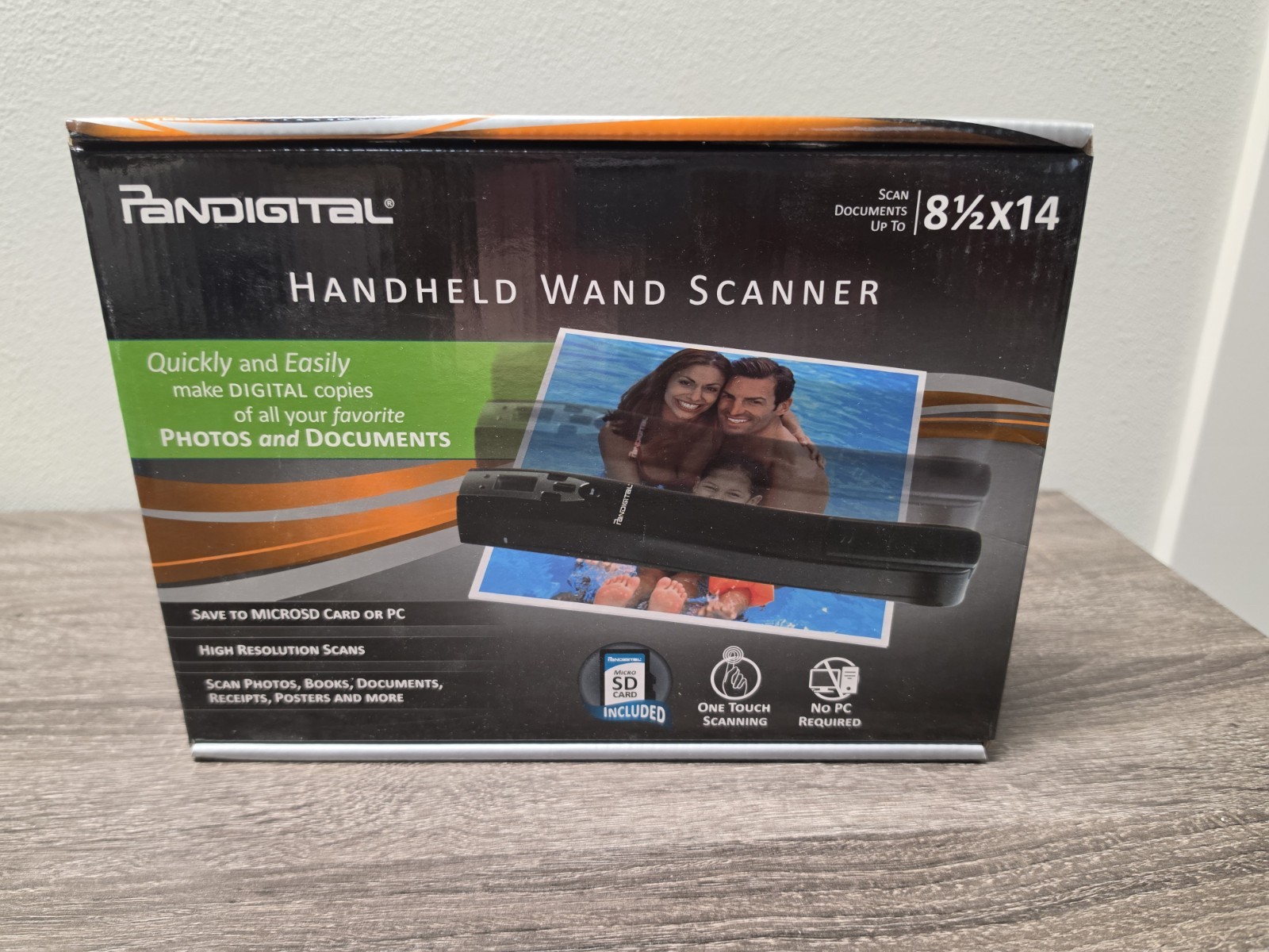 Pandigital PANSCN08 Handheld Scanner NIB. Purple SD Card Incl