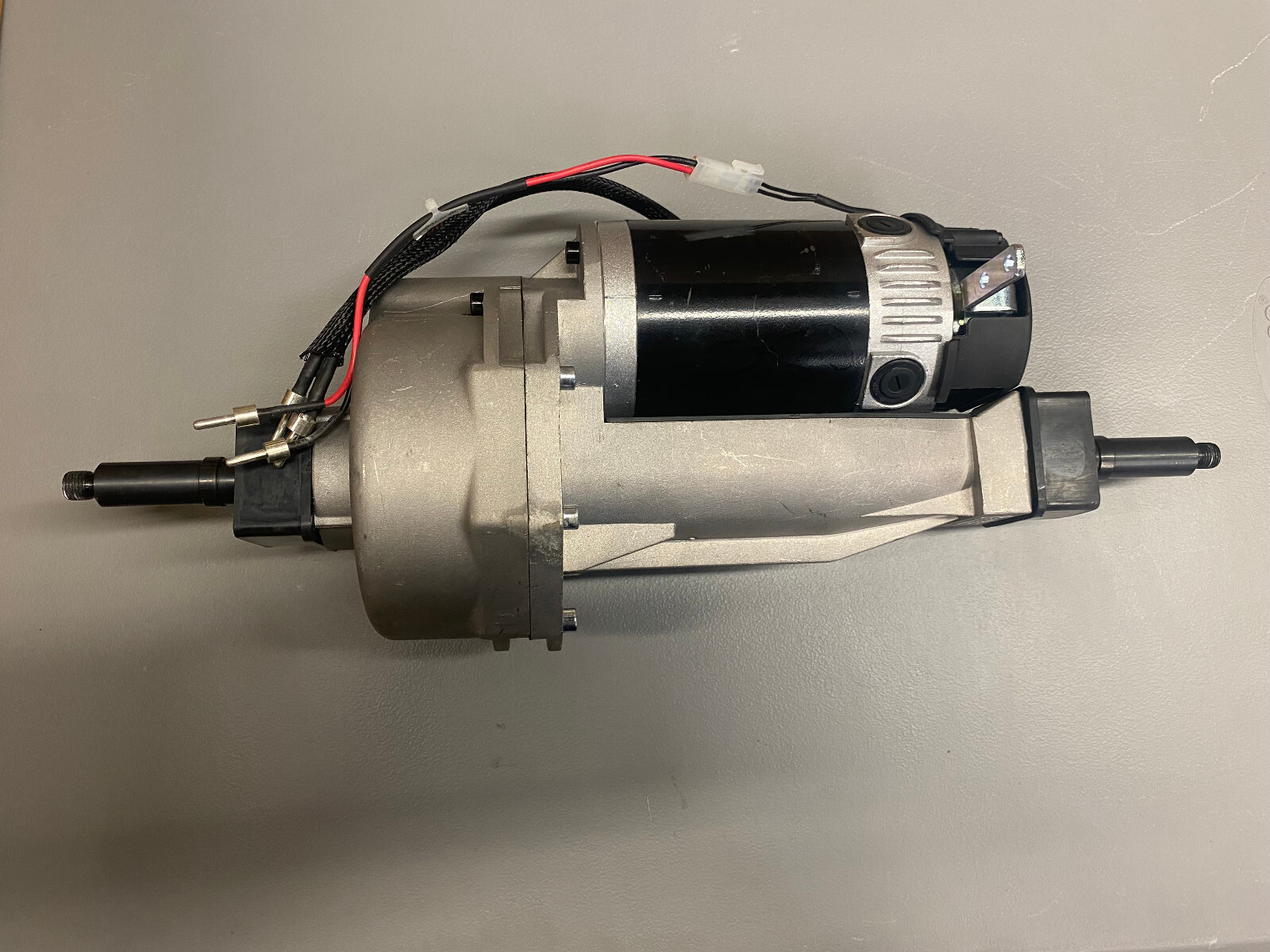 Used Pride Revo 2.0 Series Drive Motor Assembly MOT1909435