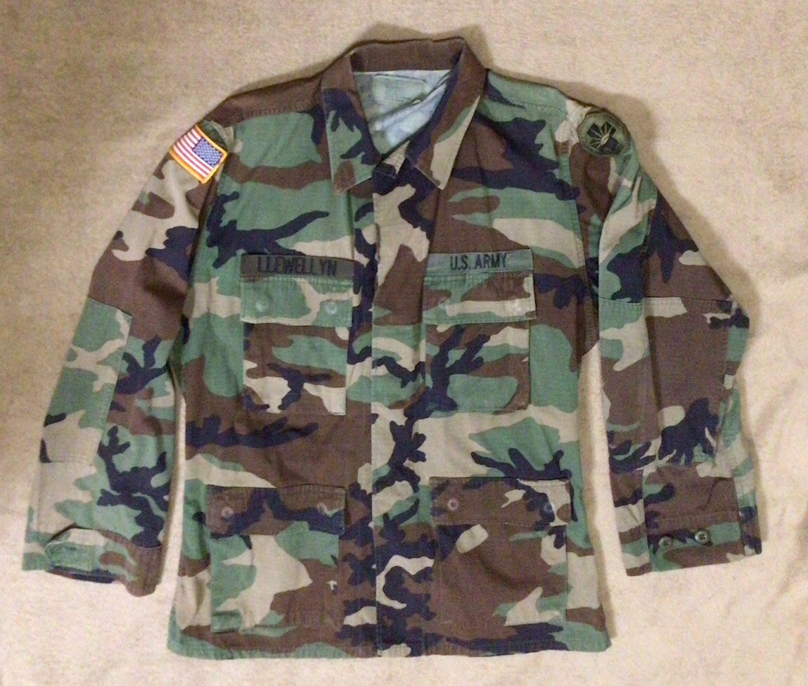 Army Camo BDU Woodland Coat Shirt Men's 8415-01-390-8544 MEDIUM with Patches!