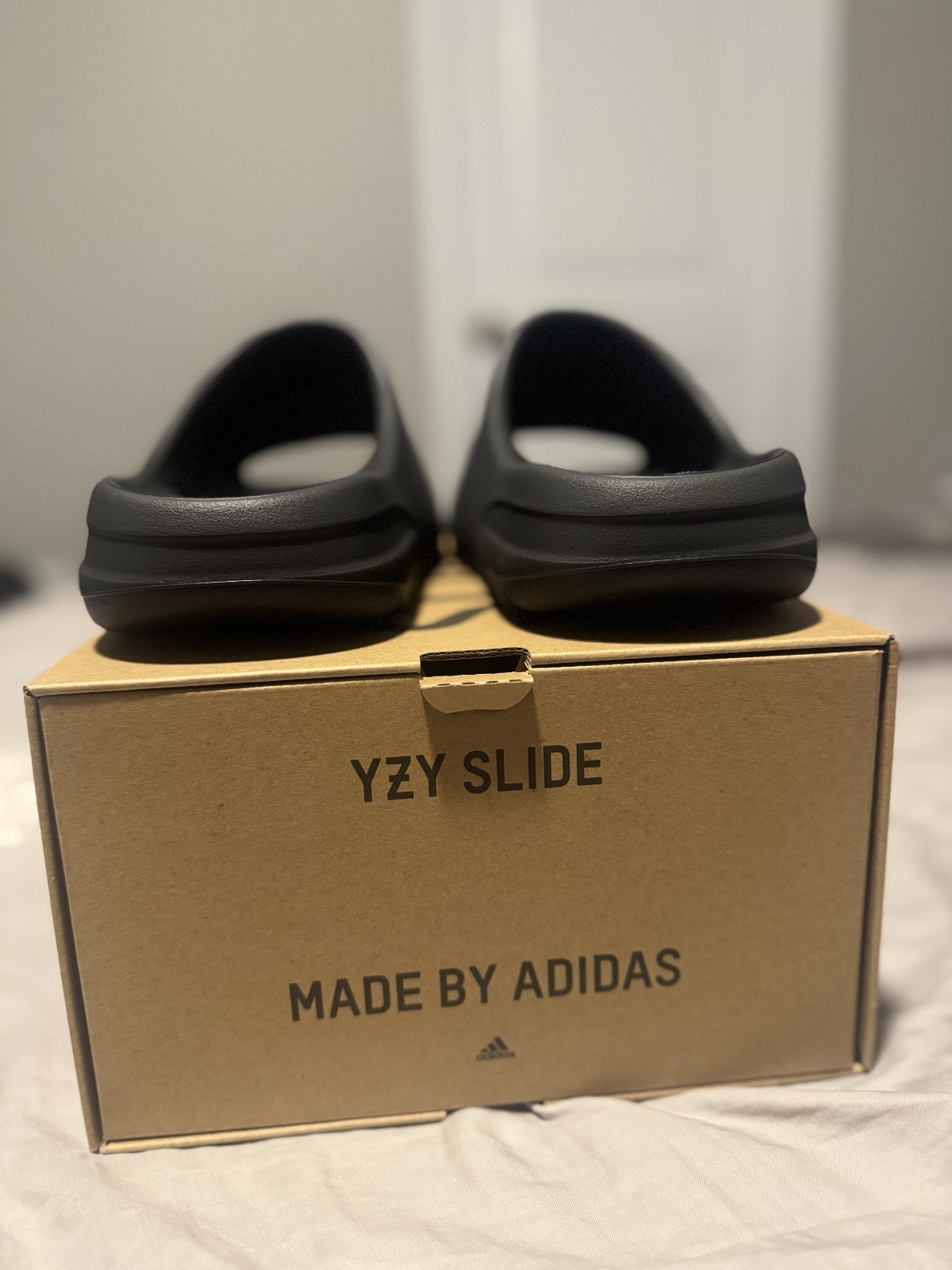 Yeezy Slide Onyx (HQ6448) | New | Sizes 9-12 | FAST SHIP | EBAY AUTHENTICITY