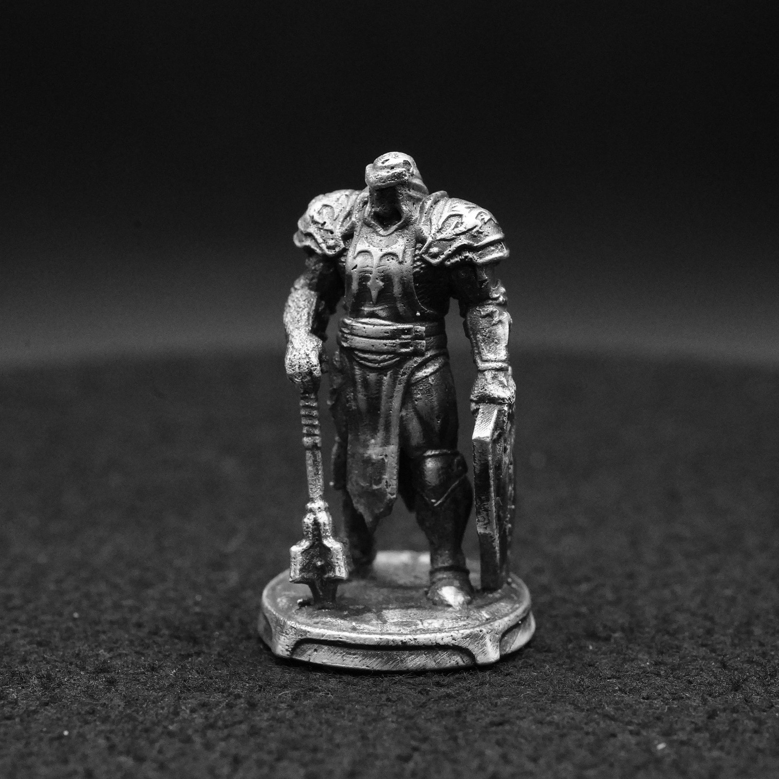 1 oz Gold Spartan 999+ Pure Silver Cleric Statue – Luxury Collectible Gift