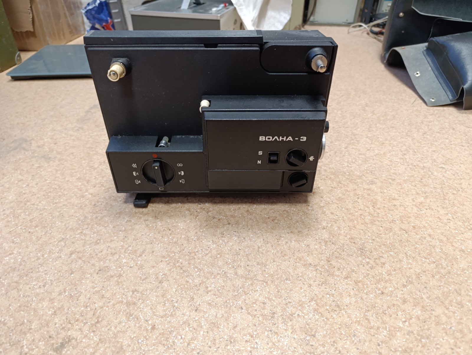 NEW Vintage collectible film projector VOLNA-3  USSR untested but looks unused