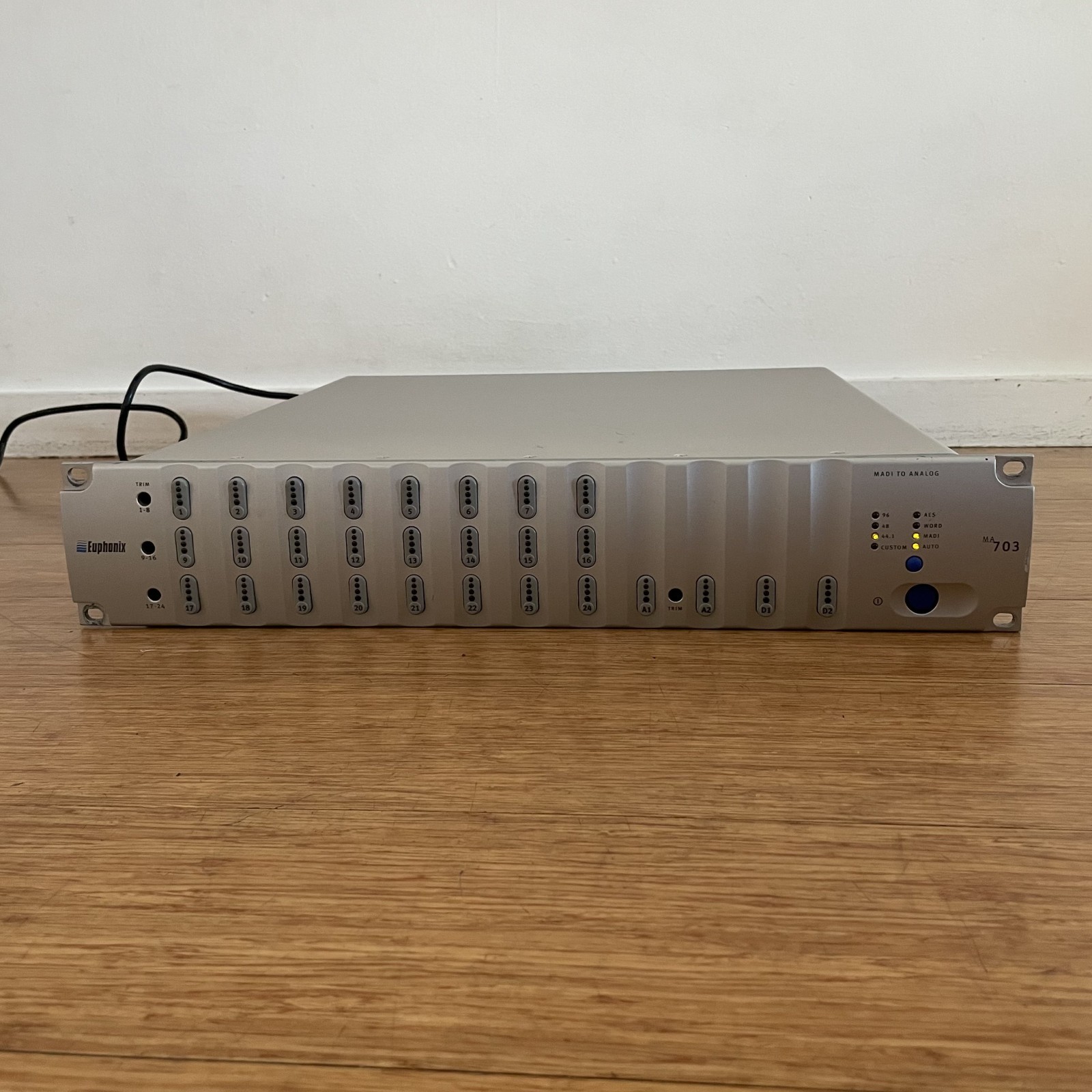Euphonix / Avid MA703 MADI to Analog Converter