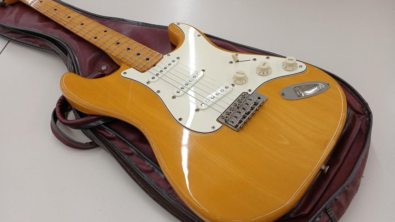 YAMAHA SR-450S Electric Guitar