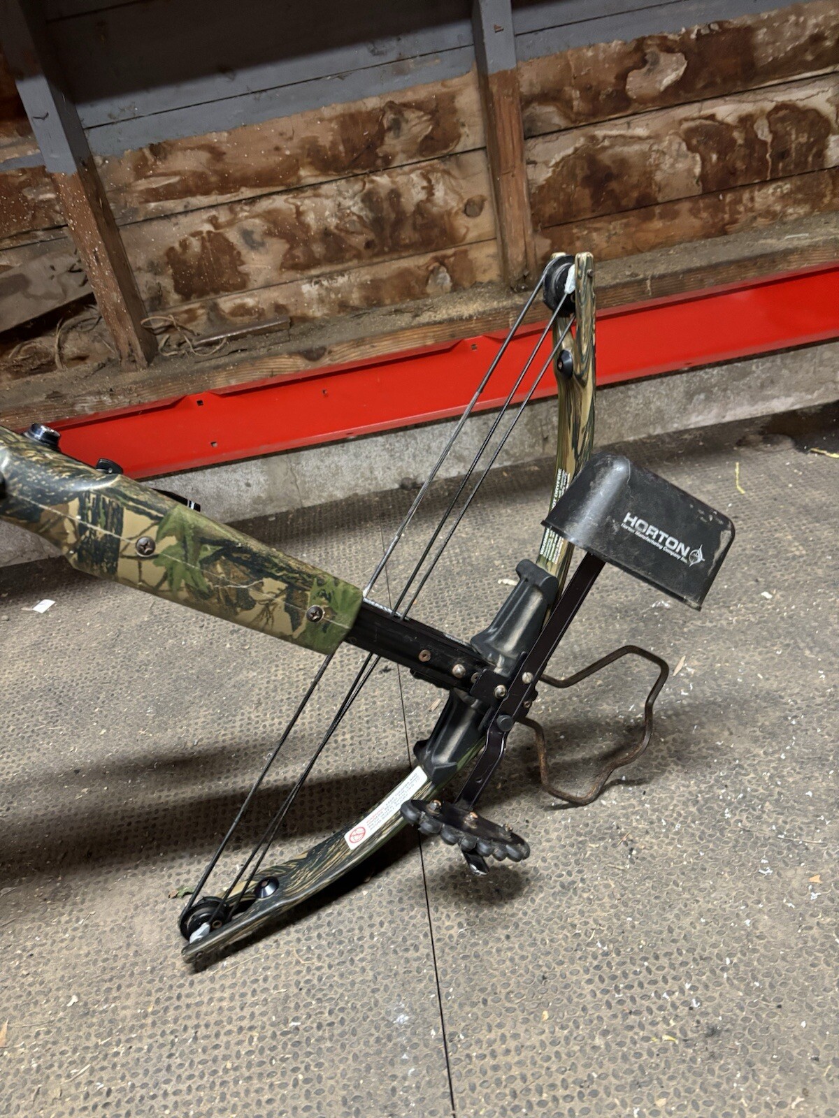 2 Crossbows!
