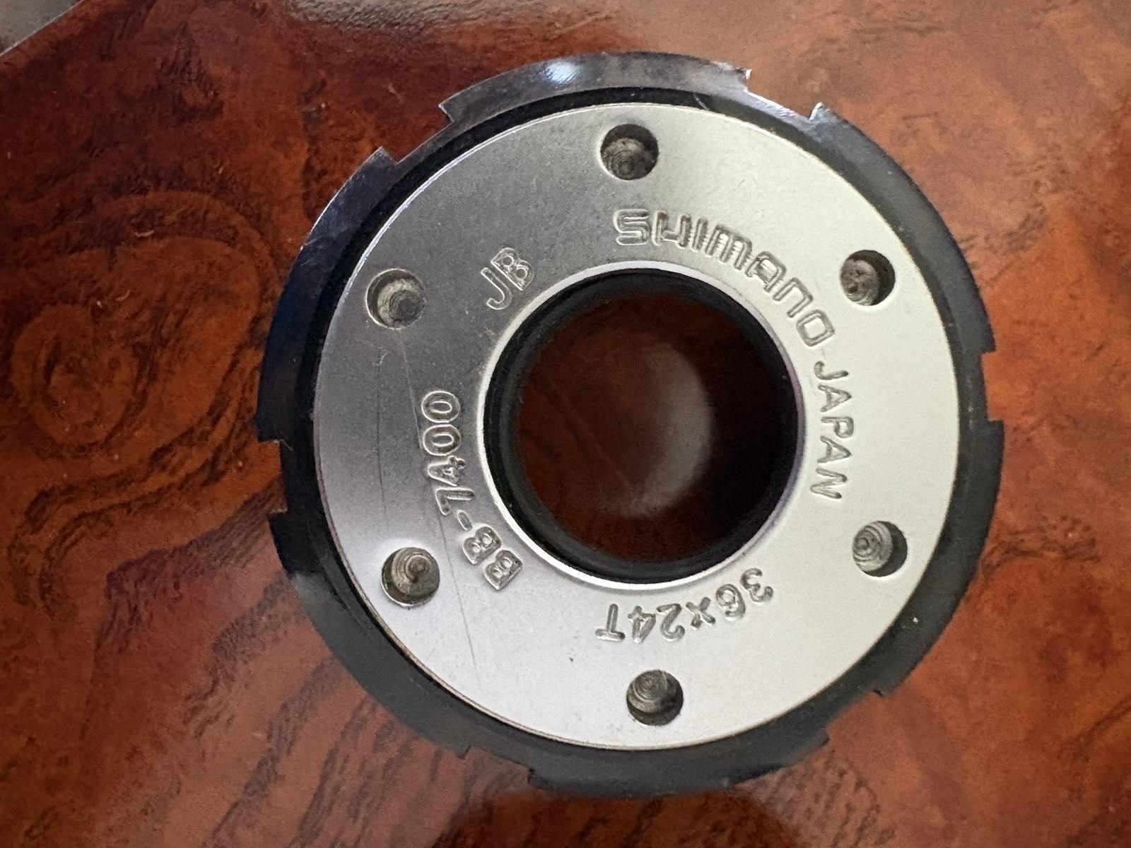 Shimano BB-7400 36 X 24T CUPS