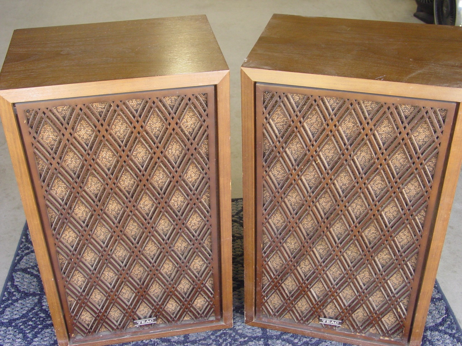 Vintage TEAC LS-80 Speakers Acoustic Suspension Cabinet 8 Ohms 60W - PICKUP ONLY