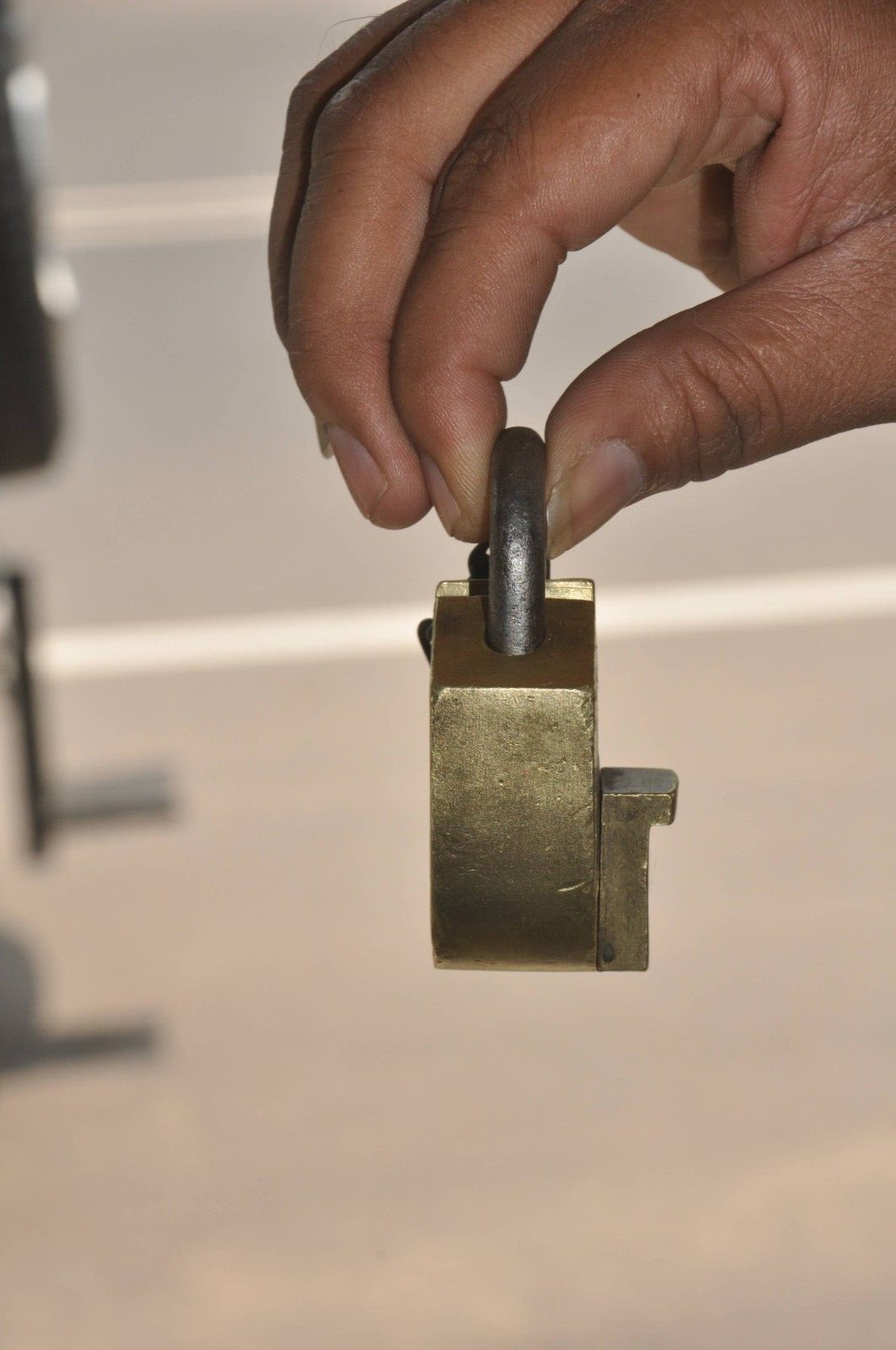 Vintage Brass Fine Quality Kishore 6 Levers Handcrafted Padlock