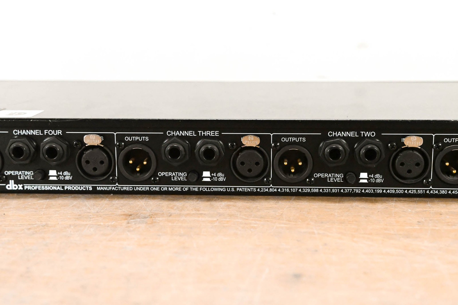 dbx 1046 Quad Compressor/Limiter CG014FE