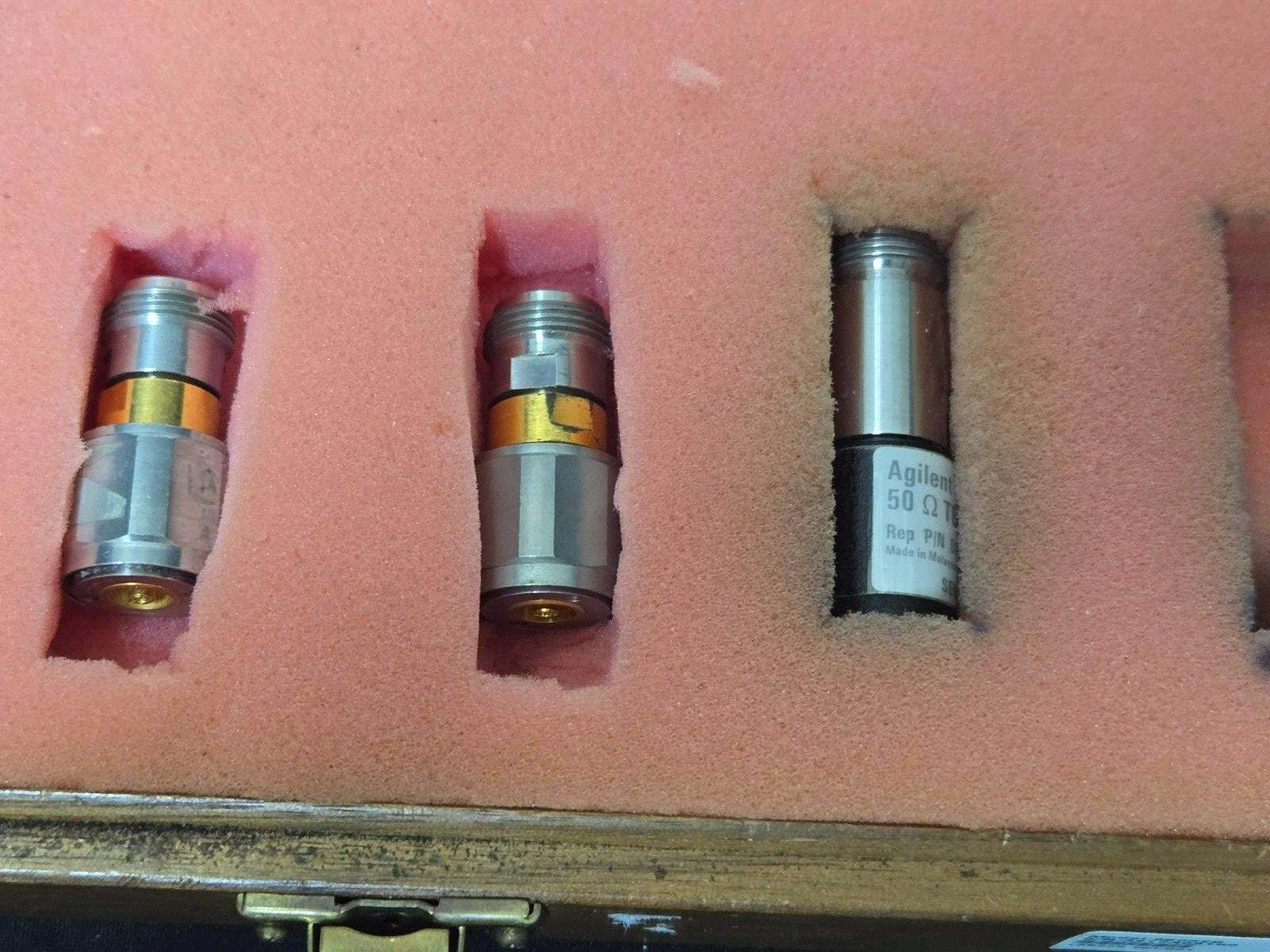 HP/Agilent 85032B : Type N Calibration Kit missing some adapters (6100)