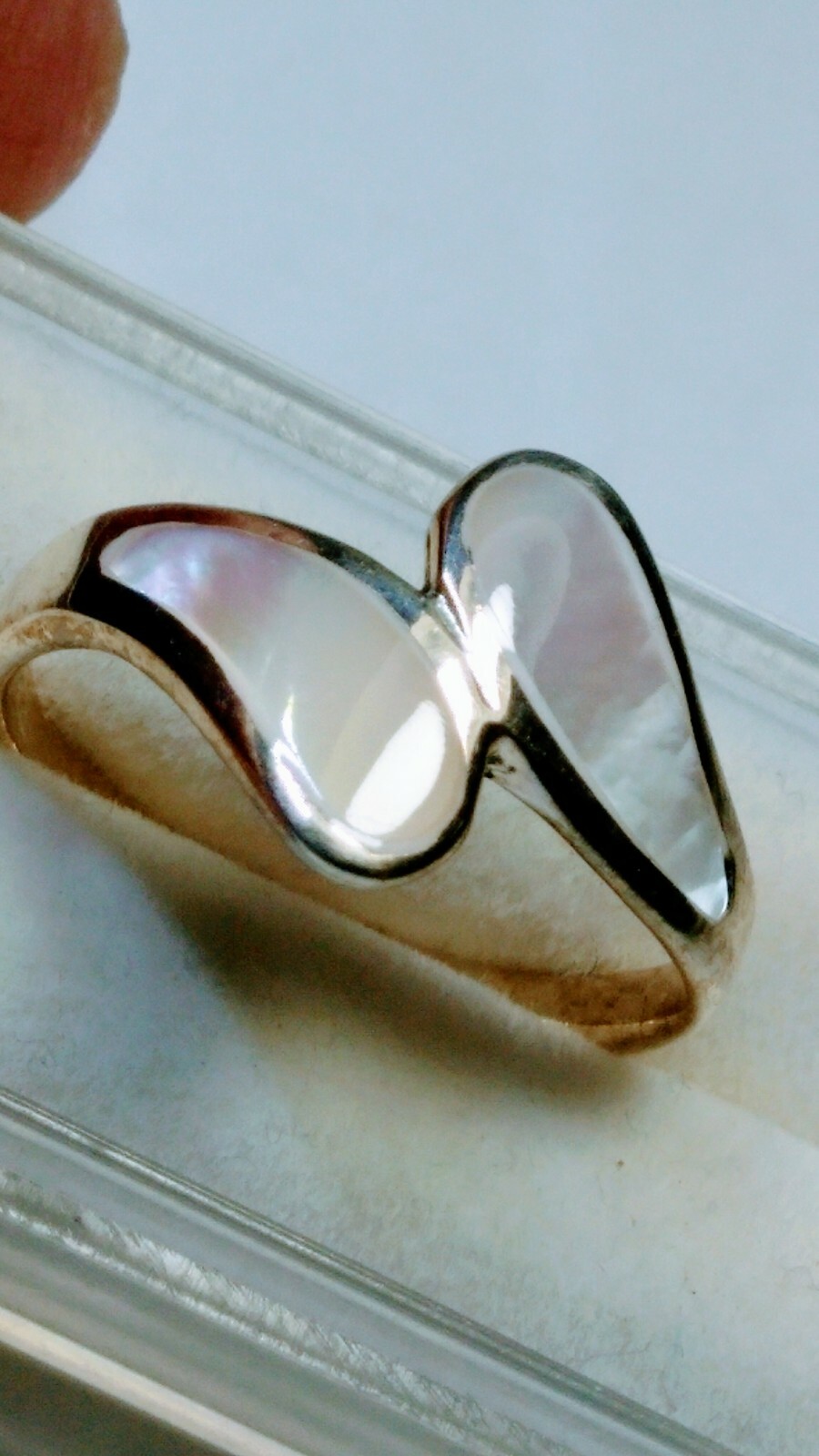 LOVELY STERLING SILVER .925 WITH MOP INLAYS IN DESIGNER RINGS SIZES 9.5,7.75-8.0