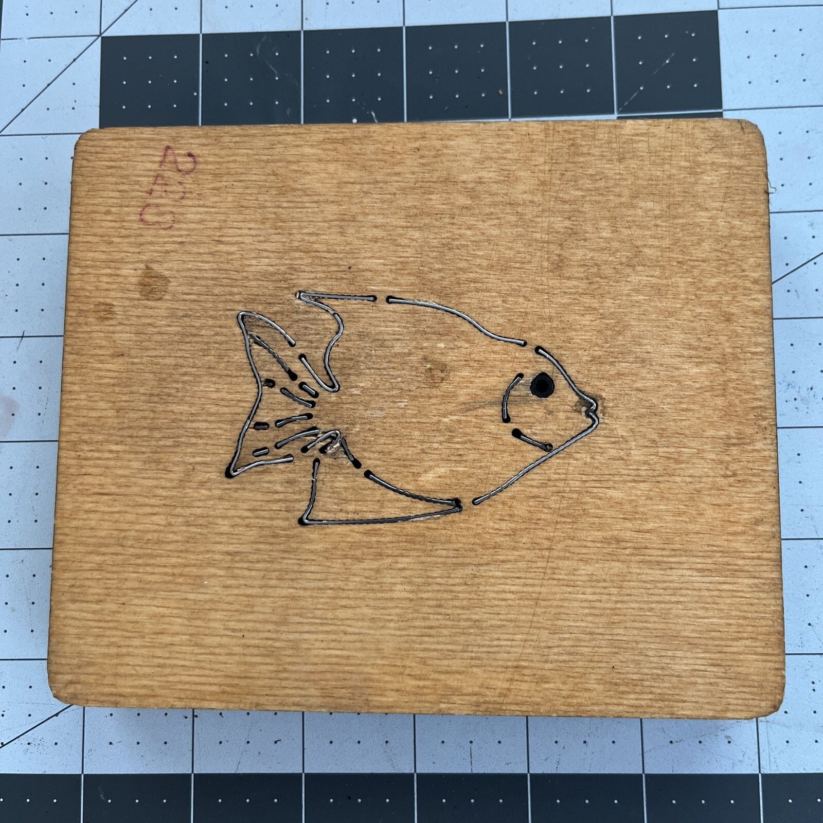 AccuCut 4 7/8"x5 7/8" Wooden Die Fish #3 Sm * Retired