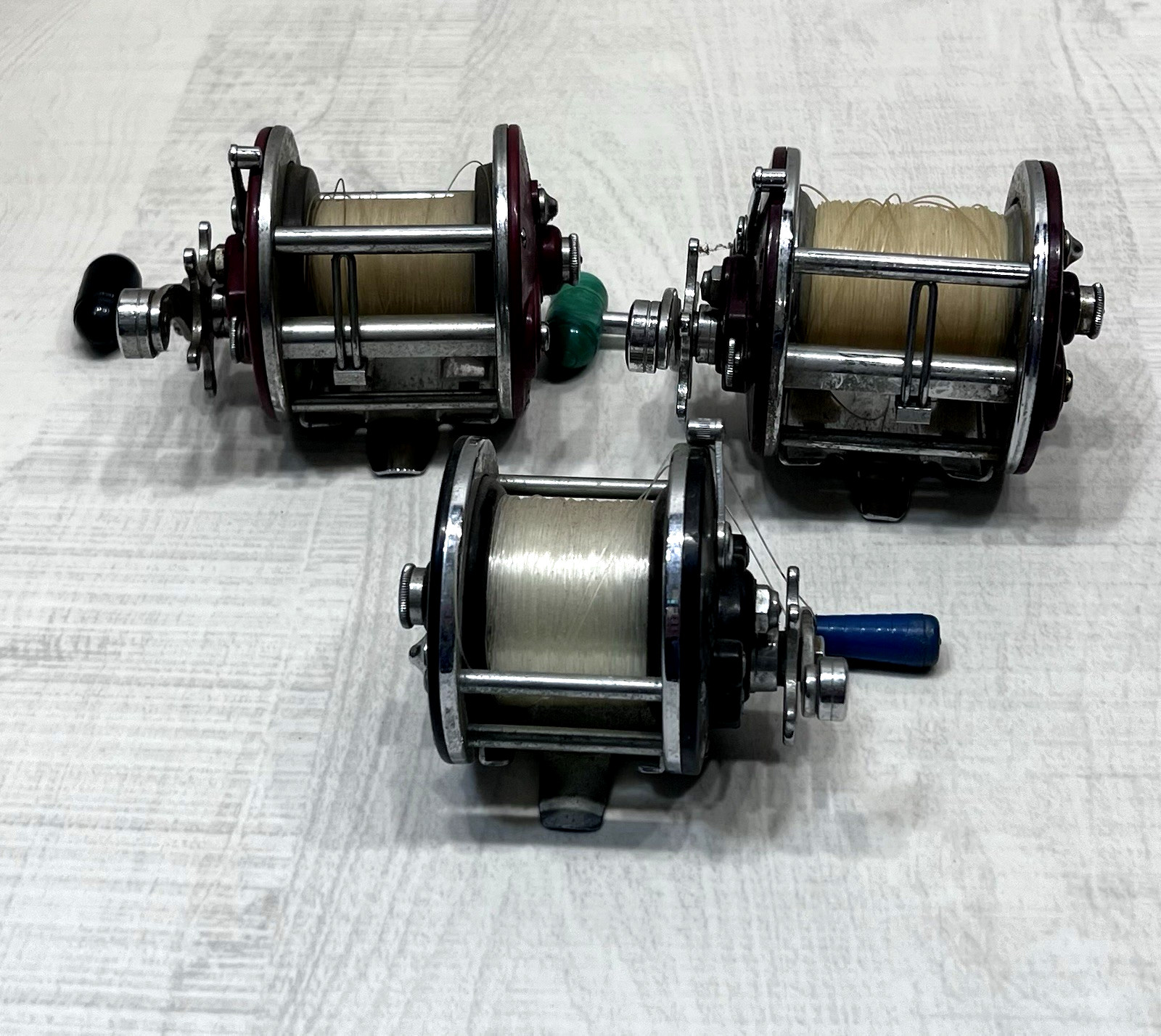 Lot of 3 Vintage PENN Salt Water Fishing Reels PENN PEER 209 PENN 180 UNTESTED